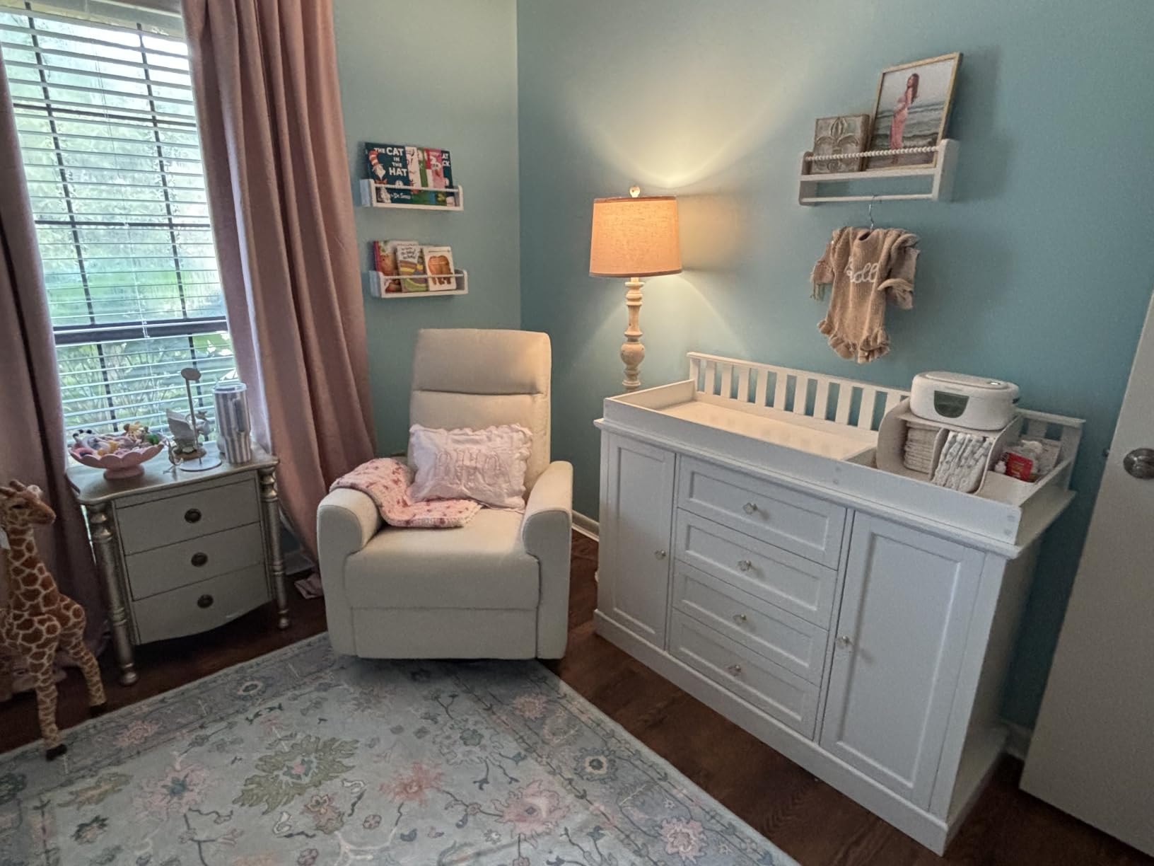 Nursery Book Shelves for Wall, Floating Shelf with Rail for Kids customer photo 2