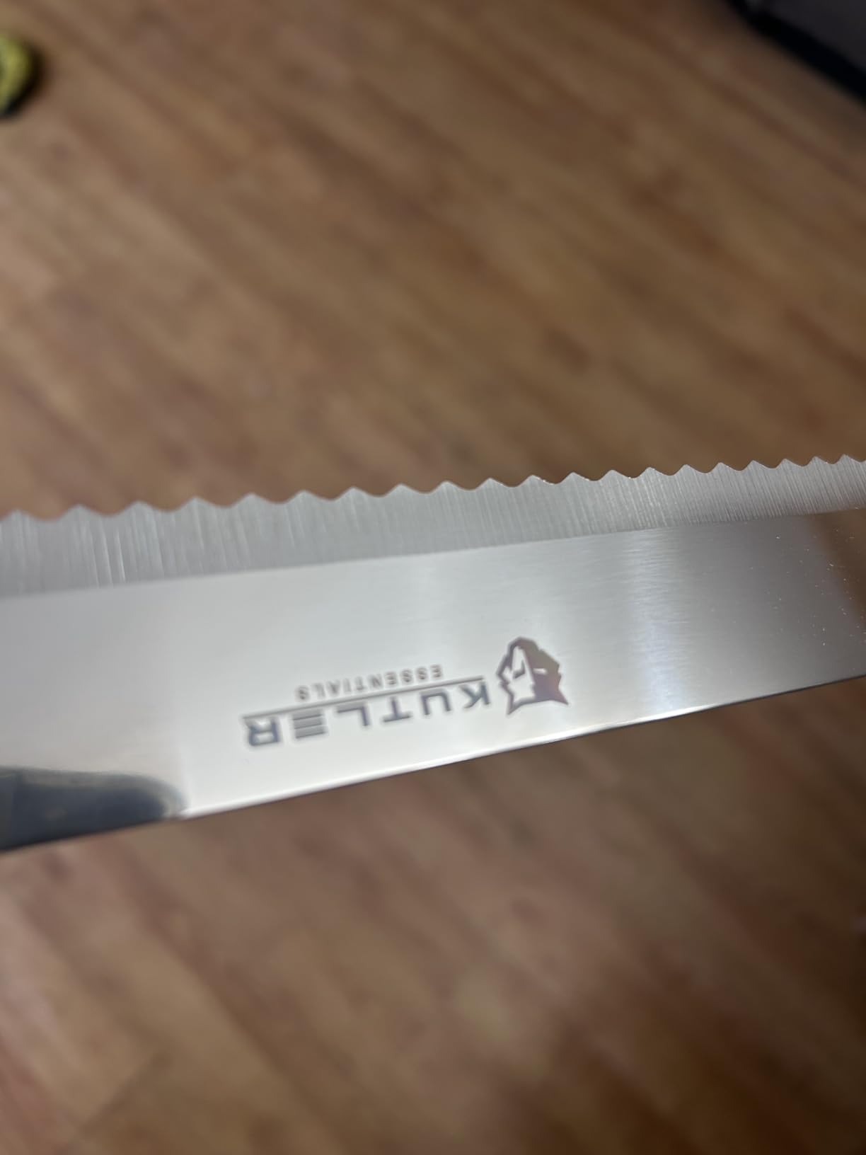 KUTLER Professional 8-Inch Bread Knife and Cake Slicer with Serrated Edge - Ultra-Sharp Stainless Steel Cutlery customer photo 2