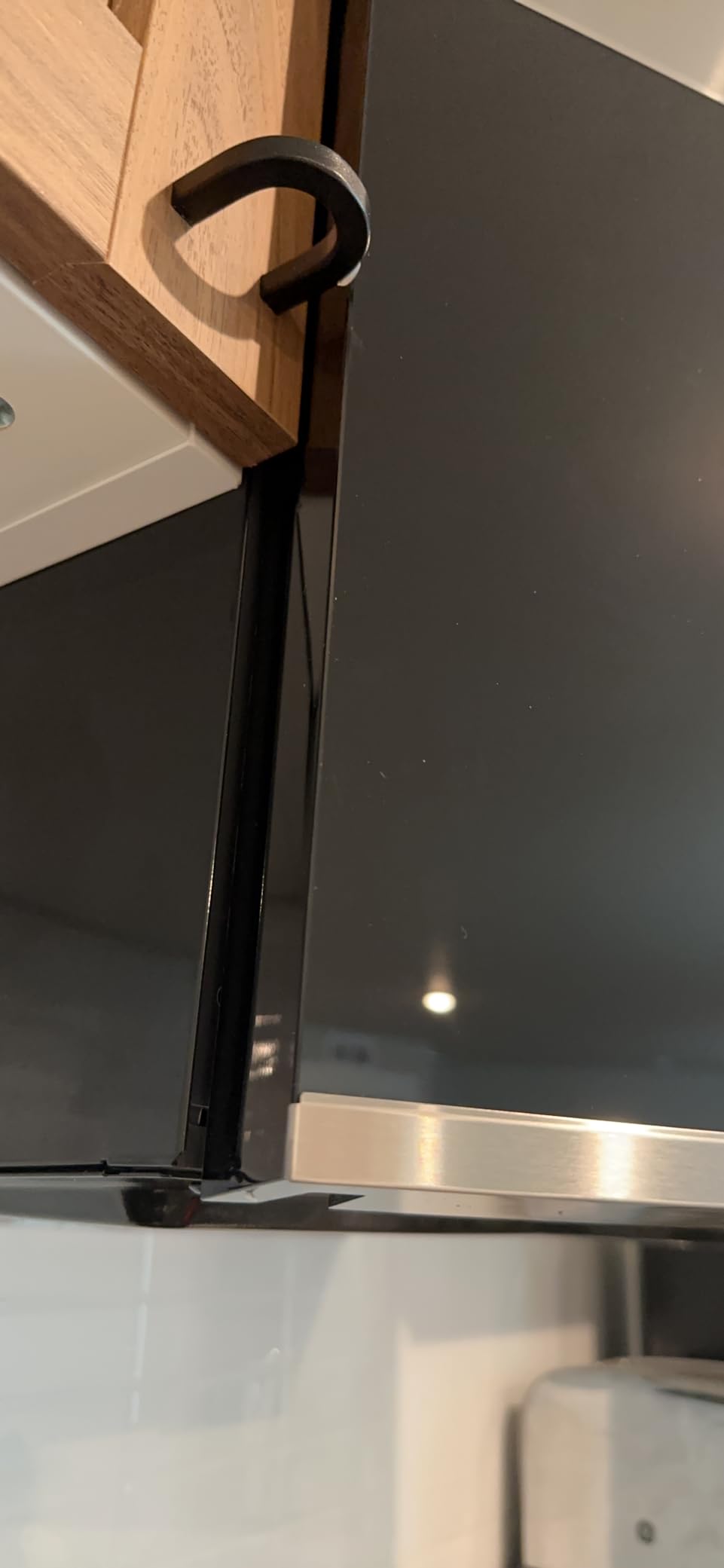 KoolMore 1.3 cu. ft. 24 inch Over The Range Stainless Steel Microwave (KM-MOT-OP1SS), 300 CFM Vent Hood Function, 1000W customer photo 1