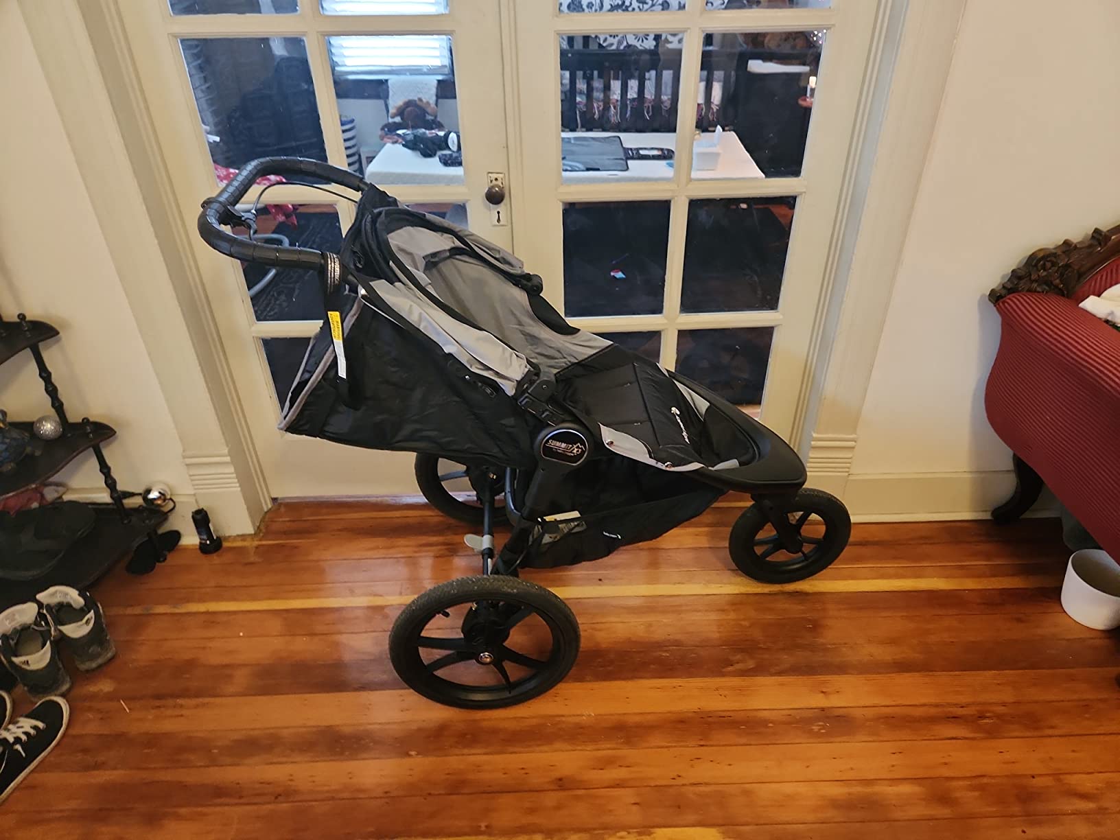 Baby Jogger® Summit X3 3-Wheel Jogging Stroller with Hand Brake, Baby Stroller with One-Hand Compact Fold, All-Wheel Suspension for Running, Jogging, and Everyday Outings, Midnight Black customer photo 1