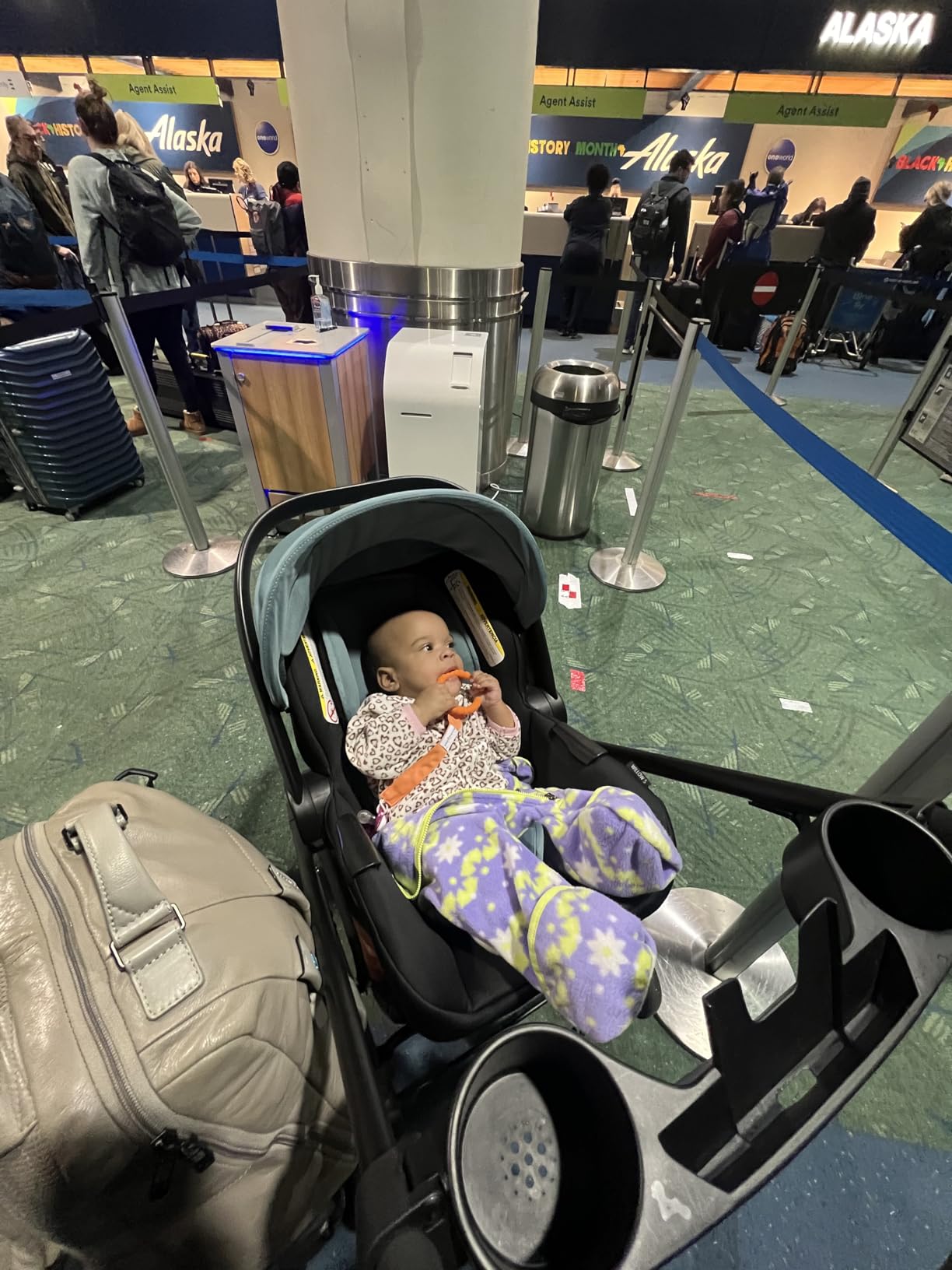 Britax Willow Brook S+ Travel System With Alpine Base — Sand Onyx customer photo 1