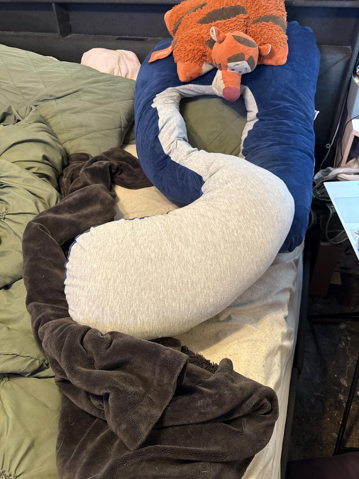 MOON PINE Pregnancy Pillow, U Shaped Full Body Pillow for Maternity Support, Sleeping Pillow with Cover for Pregnant Women (Dark Grey) customer photo 2