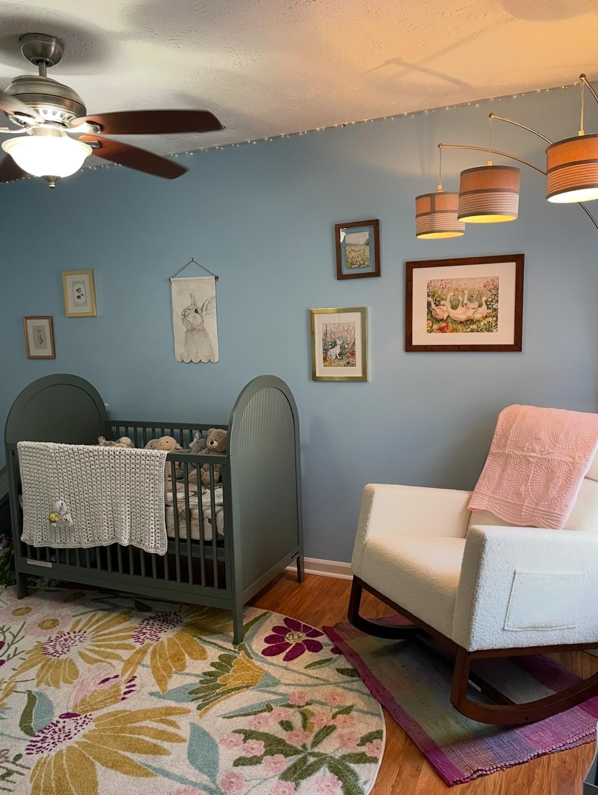 Yaheetech 28in Wide Padded High Back Nursery Rocking Chair, Ivory Boucle customer photo 1