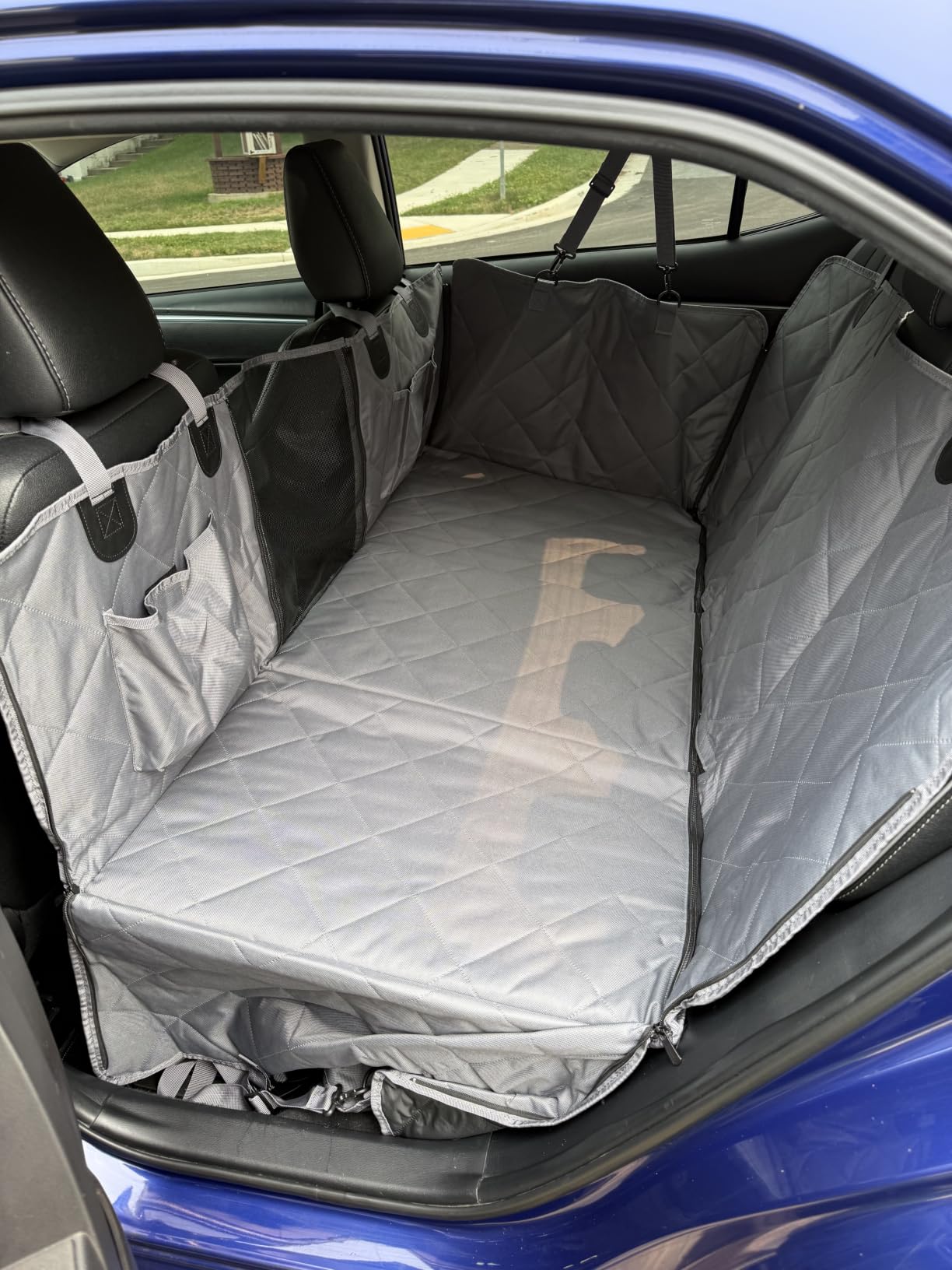 Back Seat Extender for Dogs-Large Space, Dog Car Seat Cover Hard Bottom Holds 420lbs, Sturdy Backseat Extender for Dogs,Upgraded Waterproof Pet Car Bed Dog Hammock for Car, SUV,Truck, Black customer photo 1