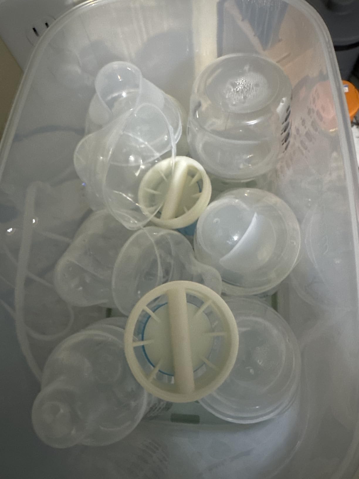Momcozy Bottle Sterilizer and Dryer, 8-in-1 Electric Steam Baby Bottle Sterilizer for Baby Bottles, Baby stuffs & Breast Pump Accessories customer photo 1