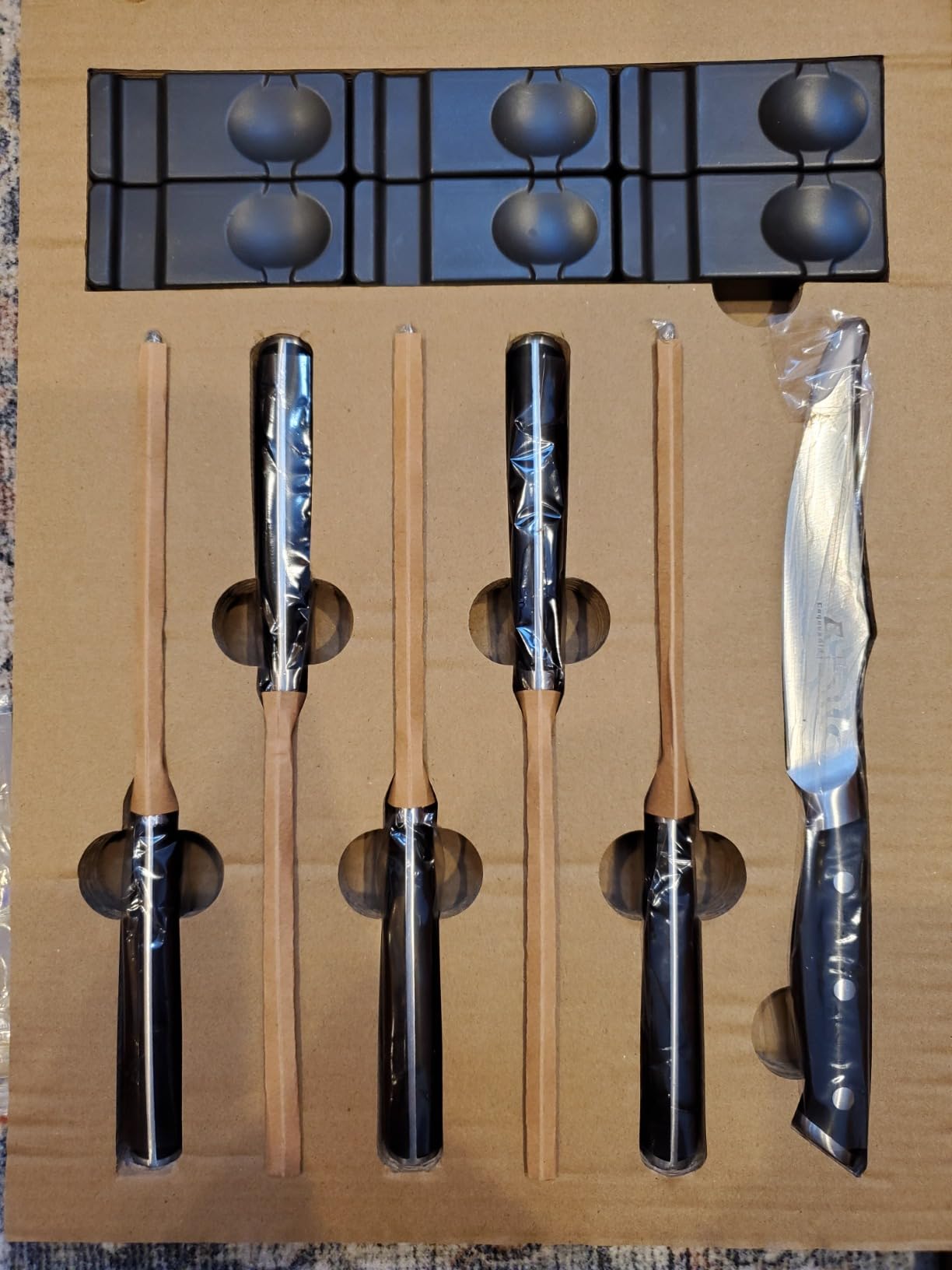 CoquusAid Steak Knives Set of 6, Non Serrated Dinner Knives with Rest customer photo 1