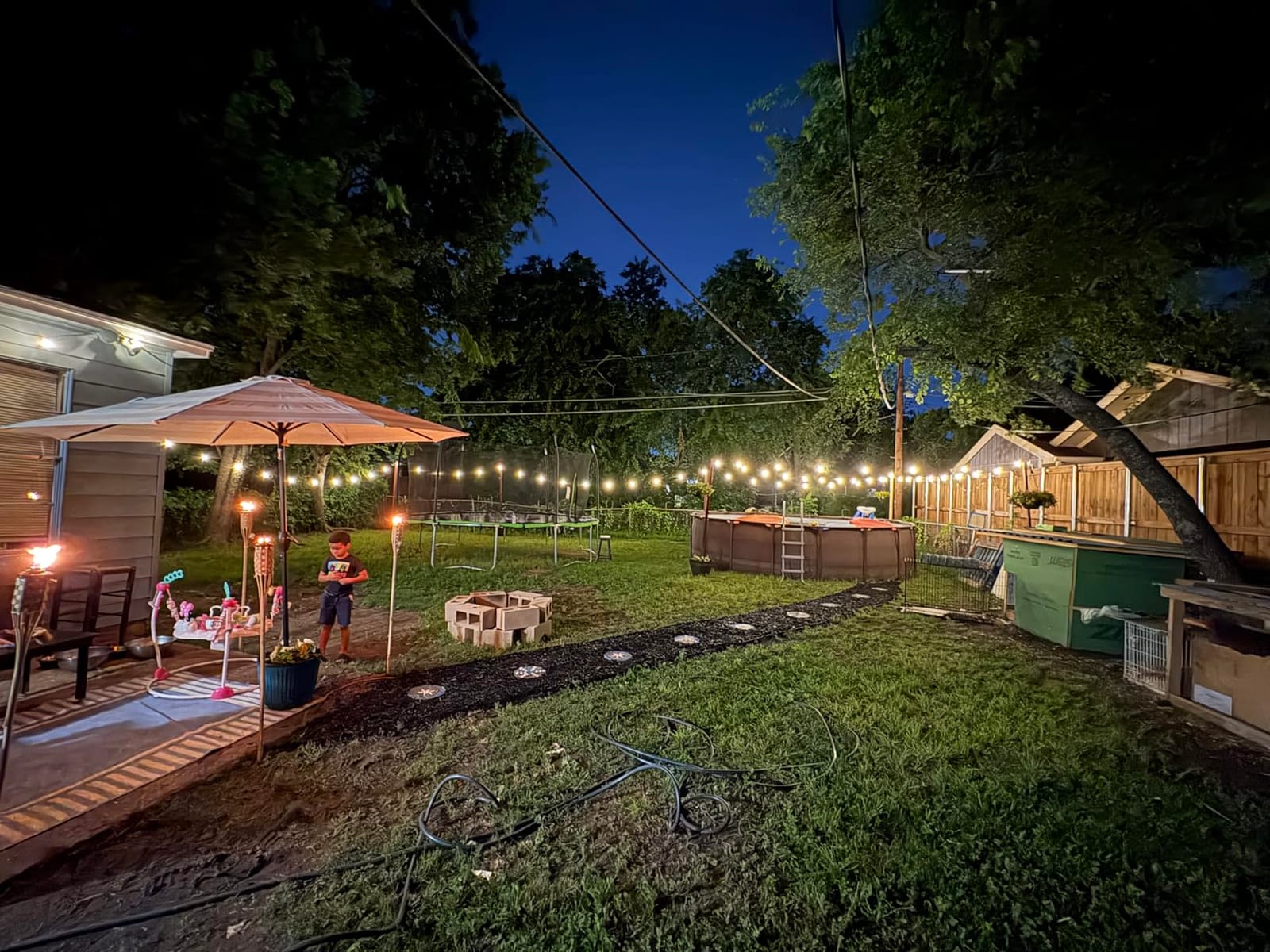 Tenmiro 200FT Outdoor String Lights, Ultra Long LED Patio Lights with Shatterproof High Brightness S11 Edison Bulbs, Outside Hanging Light Waterproof for Backyard Deck Porch Party Decor 2700K customer photo 1