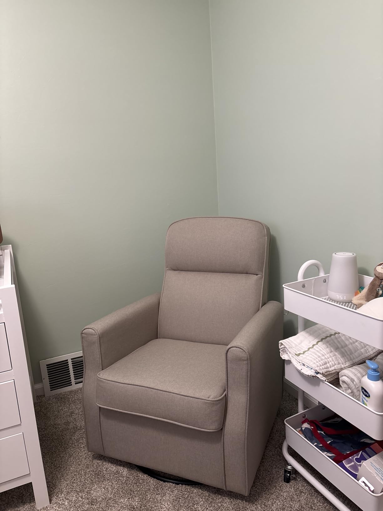 Delta Children Blair Slim Nursery Glider Swivel Rocker Chair, French Gray customer photo 1