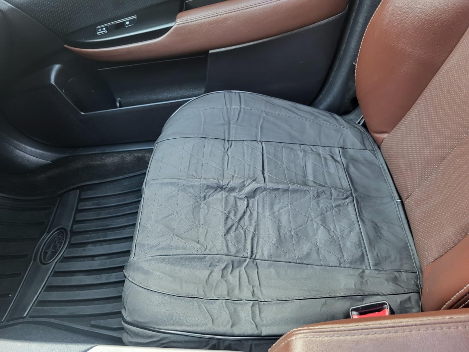 GLSOWEE Leather Car Seat Cover, Auto Front Bottom Seat Cover, Black customer photo 1
