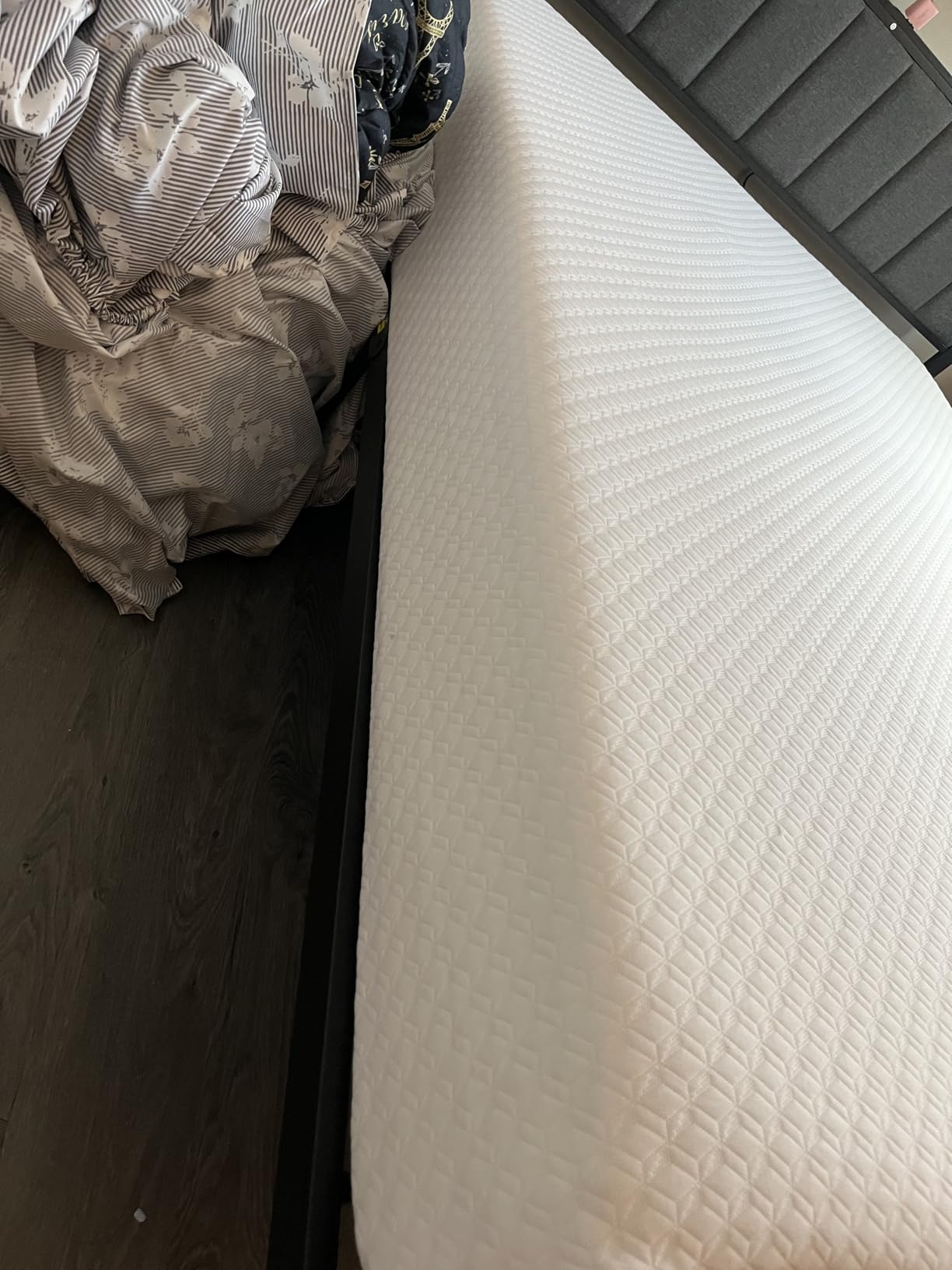 GAESTE Full Size 8 Inch Cooling Gel Memory Foam Mattress, Medium Feel customer photo 2