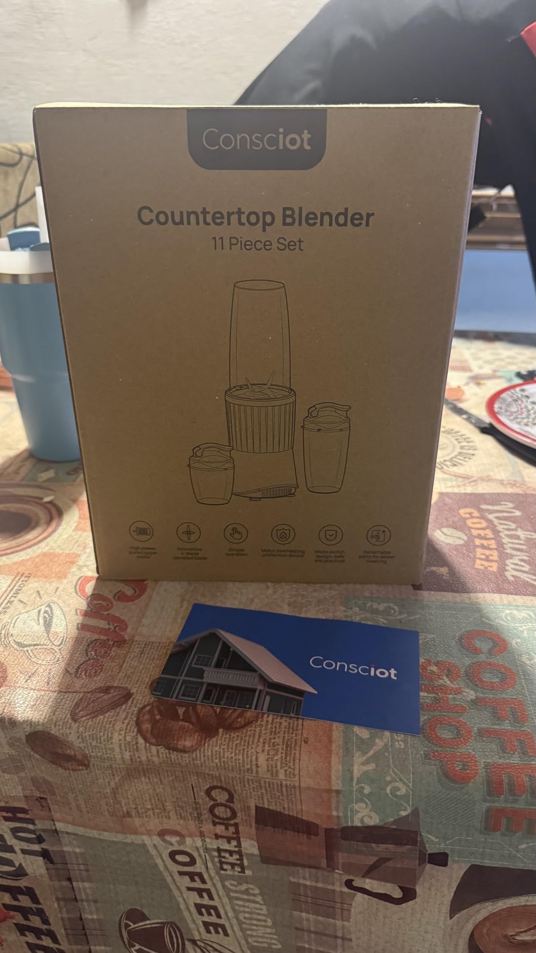 Consciot 11-Piece Blender for Kitchen and Personal Size, 900 Peak Watts | Blend Shakes & Smoothies, Frozen Drinks, Baby Food, Spreads & More, 3 Portable BPA-Free To-Go Cups, 2 Spout-Lids & 1 Flat-Lid customer photo 2