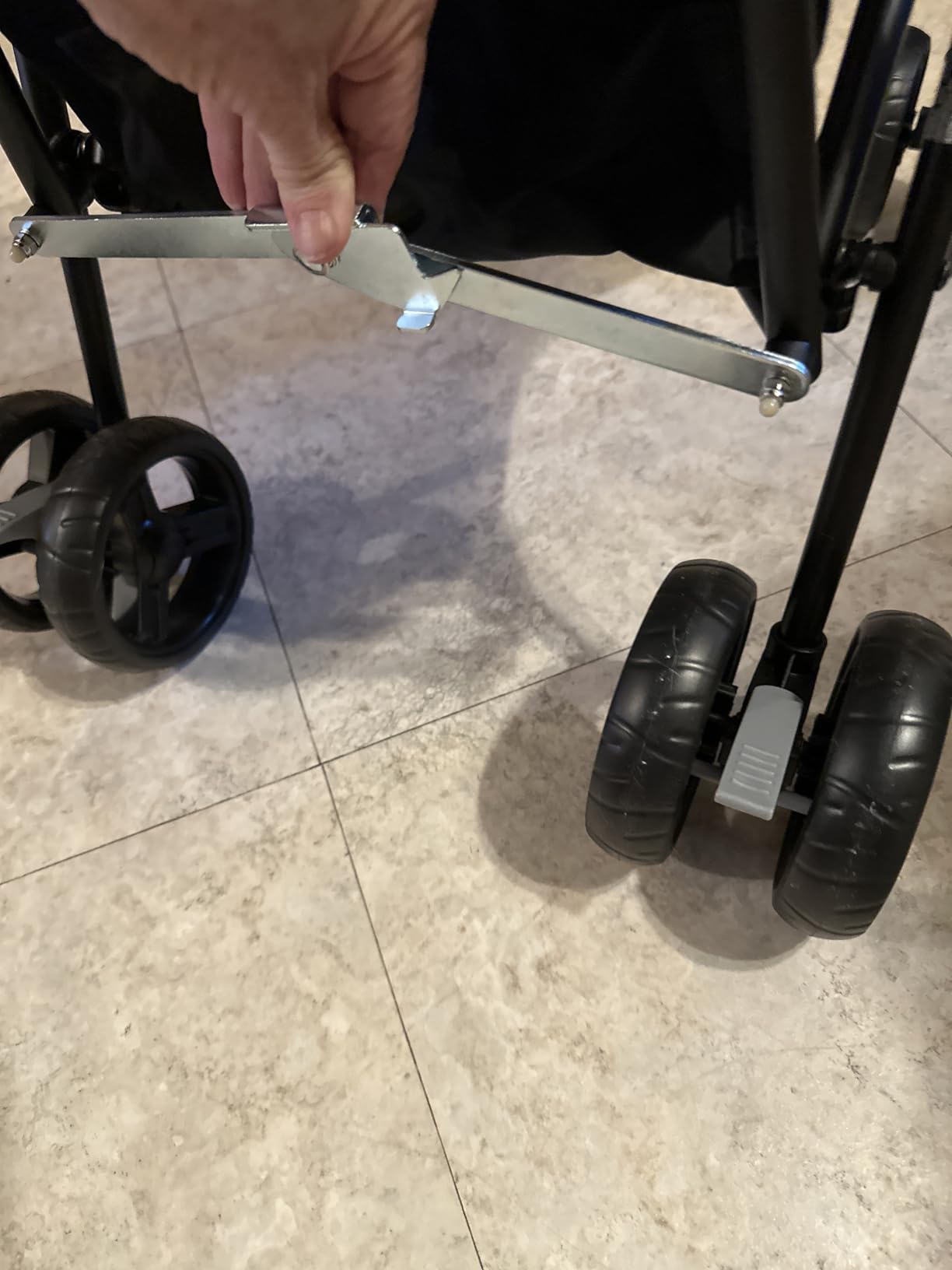 Ingenuity 3D Mini Convenience Stroller – Lightweight Stroller with Compact Fold, Multi-Position Recline, Canopy with Pop Out Sun Visor – Umbrella Stroller for Travel and More, Slate Grey customer photo 2