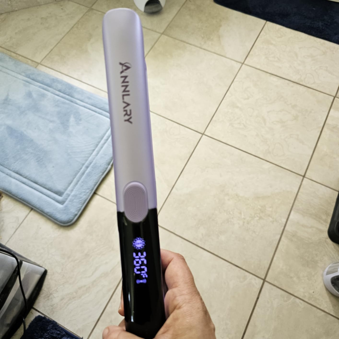 Annlary Hair Straightener 1 Inch Flat Iron and Curler 2 in 1 Titanium Ceramic Ionic Dual Voltage Straightener with Heat-Resistant Silicone, for Less Frizz, Shinier & Smoother customer photo 2