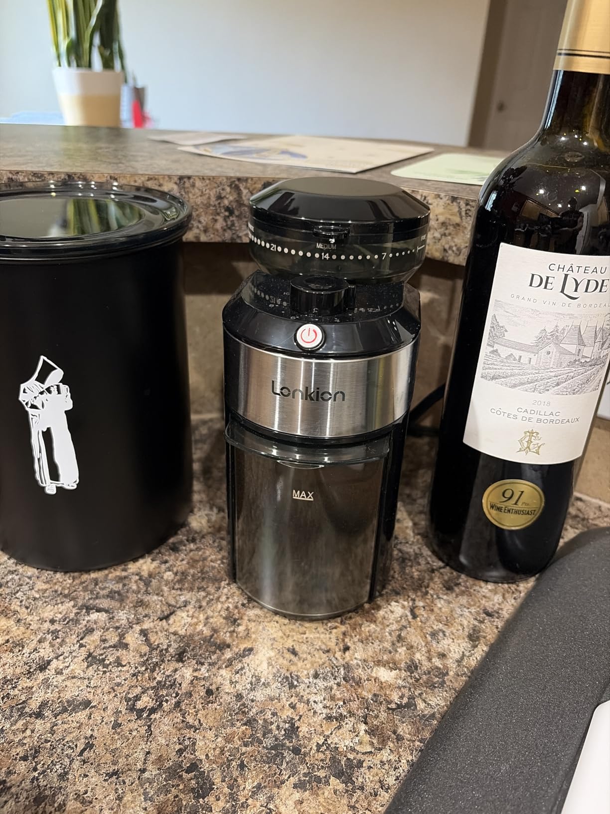 Lonkion Burr Coffee Grinder Electric - Adjustable Burr Grinder with 28 Precise Grind Settings for 12 Cups - Coffee Grinders for Home Use - Professional Coffee Bean Grinder - Stainless Steel customer photo 1