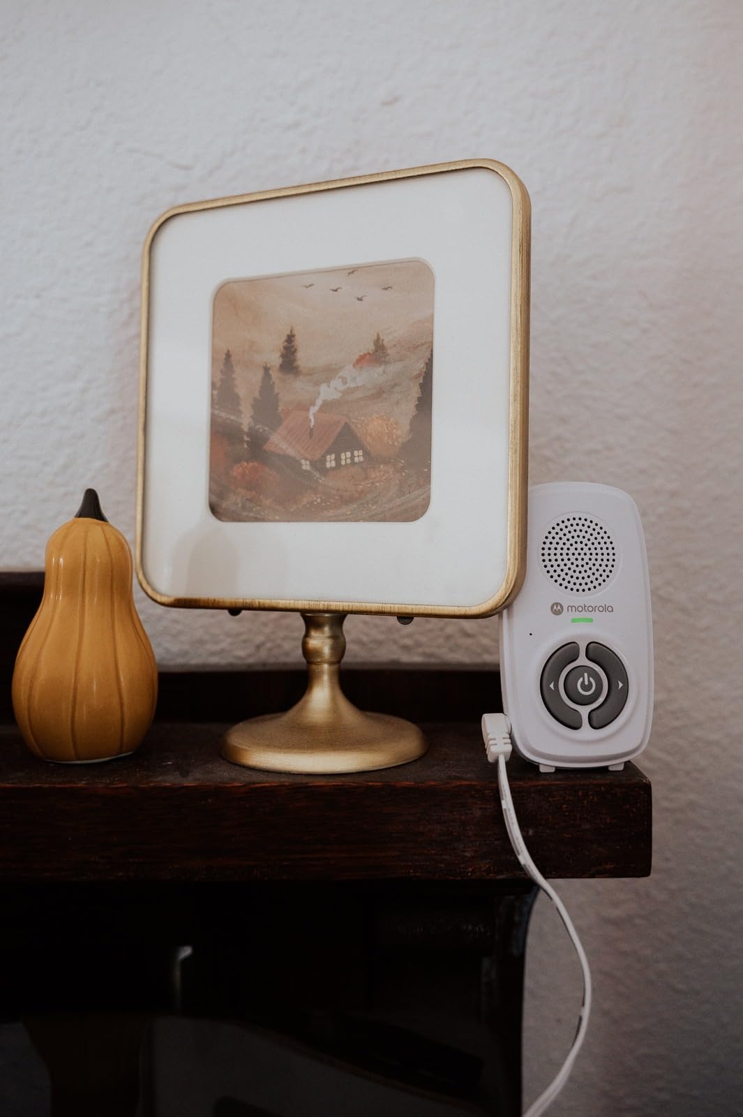 Motorola Nursery Audio Baby Monitor, No WiFi, Long Range 1000 ft, Volume Control, DECT Private Connection, Cry Detection, Portable Battery Parent Unit, Ideal for Safe Monitoring, No App, AM21 customer photo 1