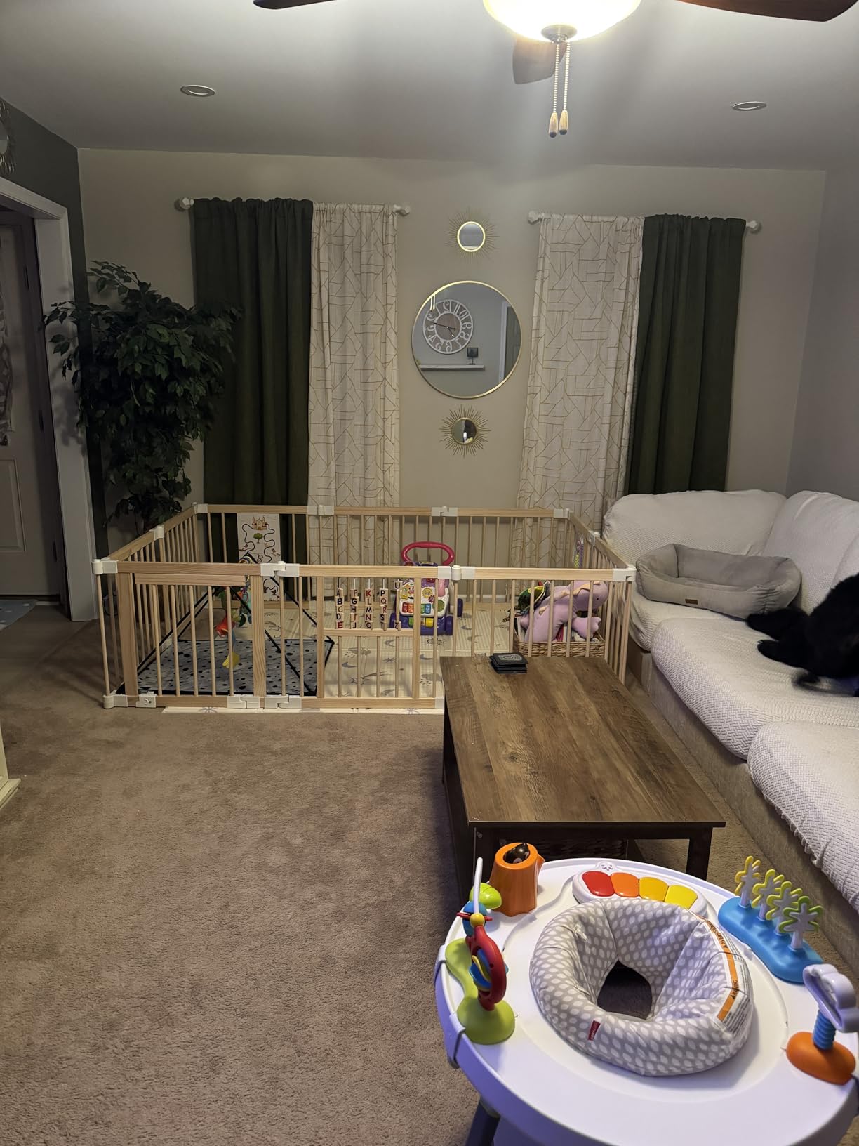 Ulnxiy Wooden Baby Playpen with Toy 84