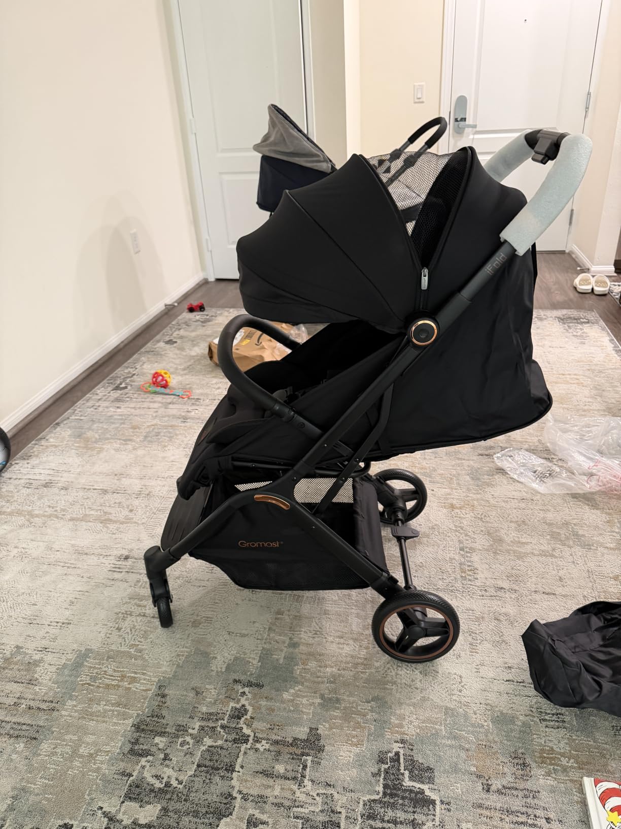 Gromast Gravity Folding Baby Stroller - Portable Travel Toddler Stroller w/Adjustable Backrest, Canopy & Cup Holder, Lightweight and UV Protected, One-Hand Automatic Folding - Black customer photo 1