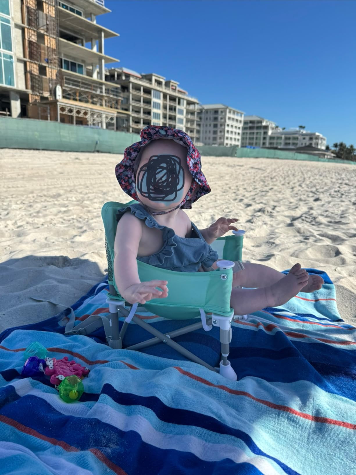 Tiny Marvels Baby Chair, Portable High Chair for Travel & Beach, Ages 6M-3Y customer photo 1