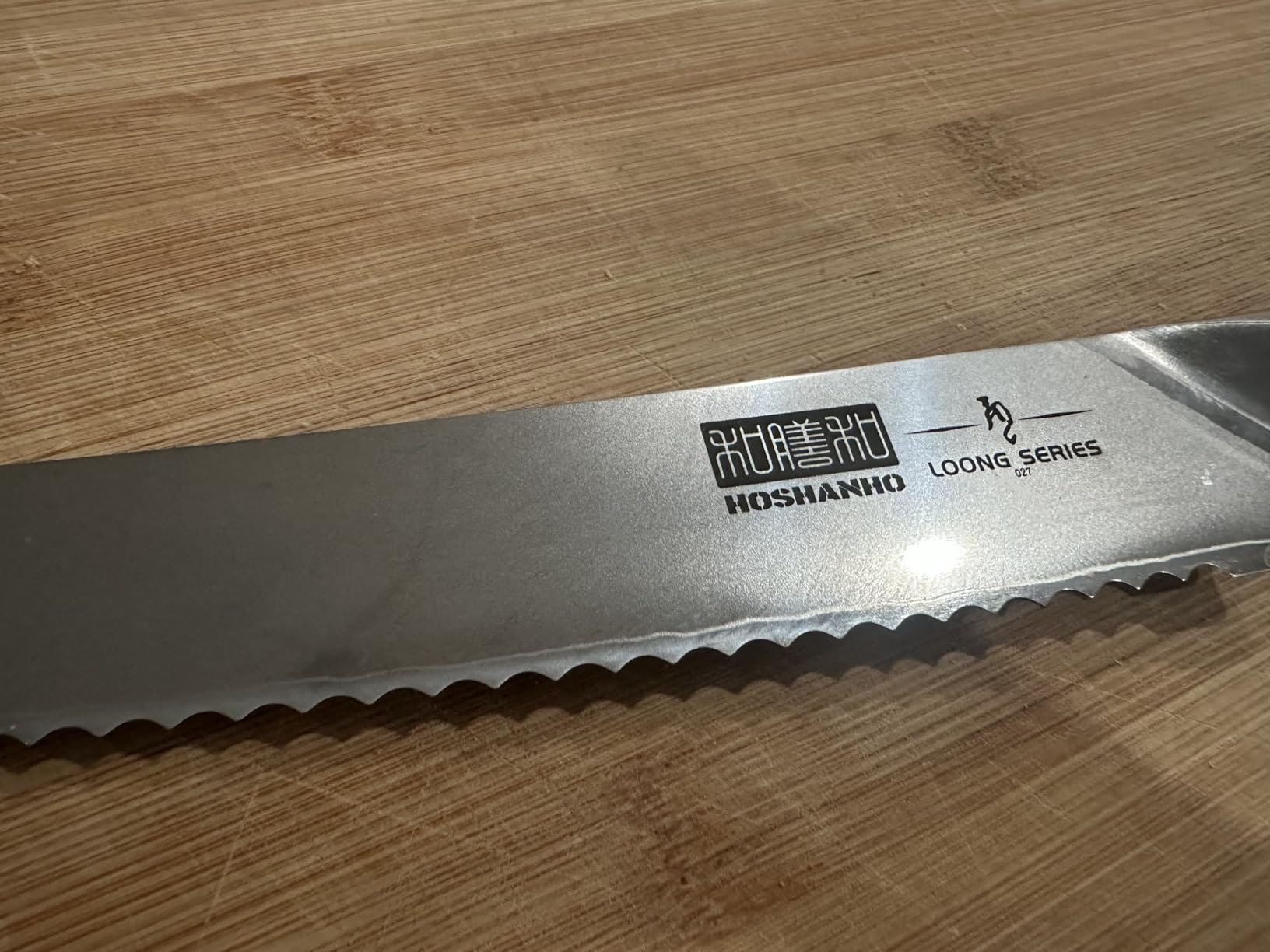 HOSHANHO Bread Knife 10 inch, Ultra Sharp Japanese Serrated Bread Knife customer photo 2