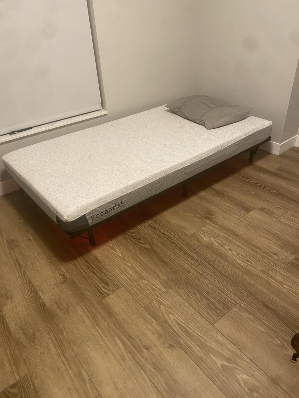 LIFEMENT 10 Inch Twin Mattress for Kids, Bamboo Cover Memory Foam Bed customer photo 1