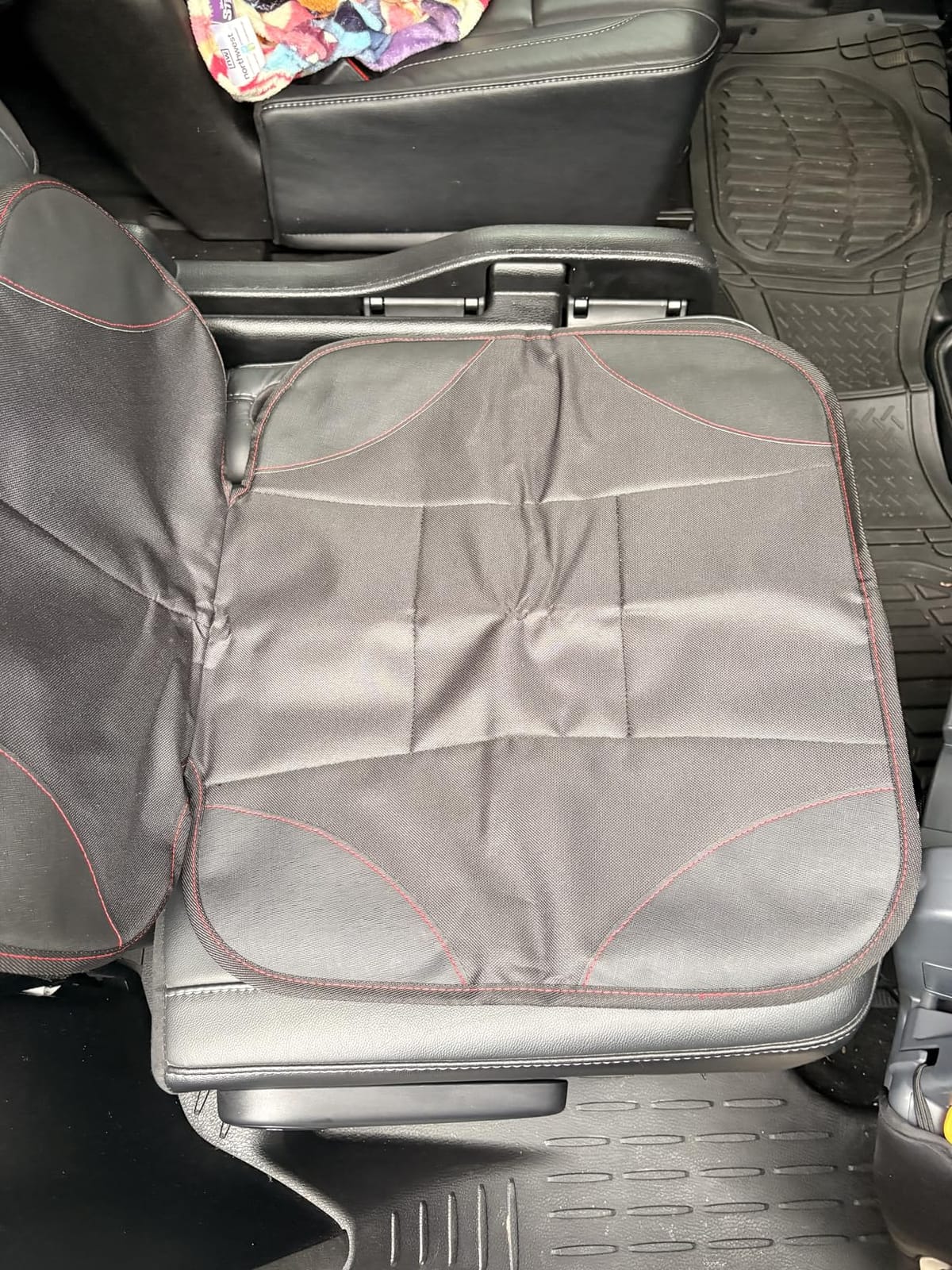 Siivton Car Seat Protector for Kids, Anti-Slip Design, Thick Padding, Prevents Seat Marks, 2 Storage Pockets for Toys & Snacks, Fits Most Cars, Black - 1 Pack customer photo 1