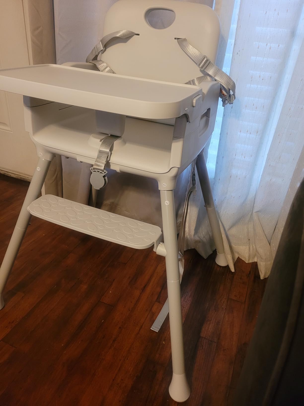 Obee Odee 3-in-1 Portable Baby High Chair for Babies and Toddlers (Beige) customer photo 1