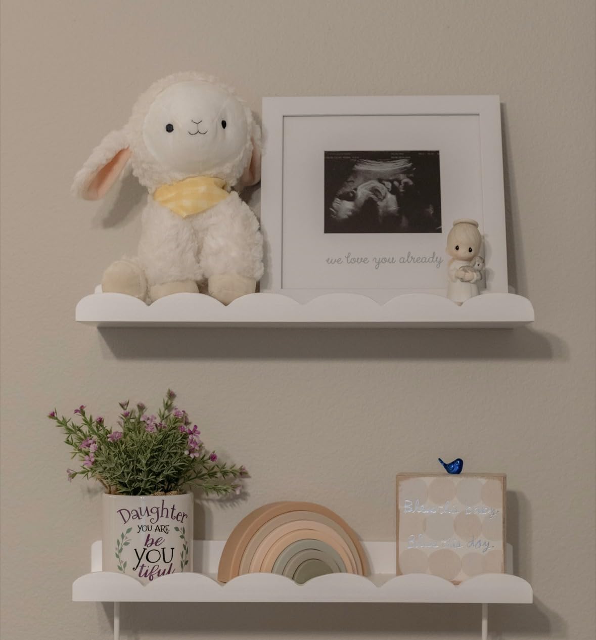 Fixwal Nursery Shelves, 16.5 Inch Floating Bookshelves for Wall Set of 4, Scalloped Wall Book Shelves with Towel Rack for Kids, Toddler Room, Baby Room, Nursery Decor and Storage(White) customer photo 1