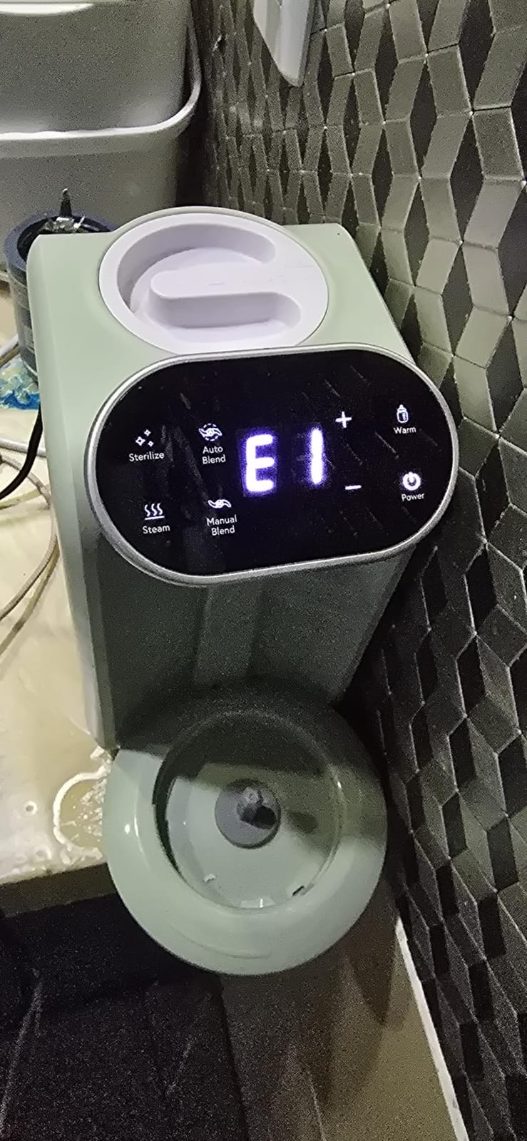 Baby Food Maker with Stainless Steel Steam Basket, One-Step Steam & Blend customer photo 2