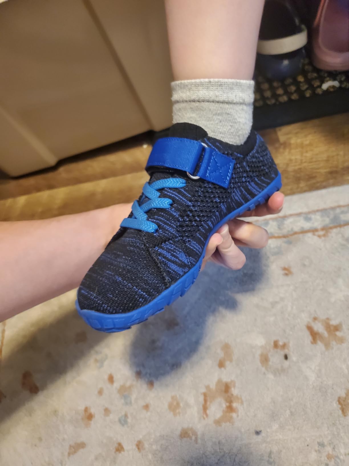 LeIsfIt Kids Barefoot Shoes Boys Girls Wide Toe Box Zero Drop Sneakers customer photo 2