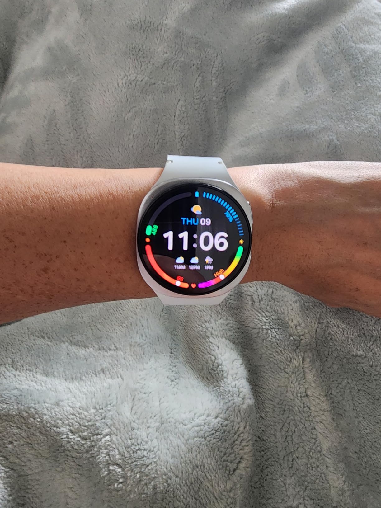Samsung Galaxy Watch 8 (2025), Silver, 40mm, Bluetooth Smartwatch customer photo 2