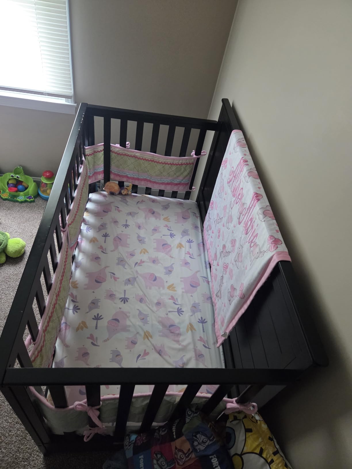 Graco Tristan 5-in-1 Convertible Crib with Drawer, Frosted Oat customer photo 2