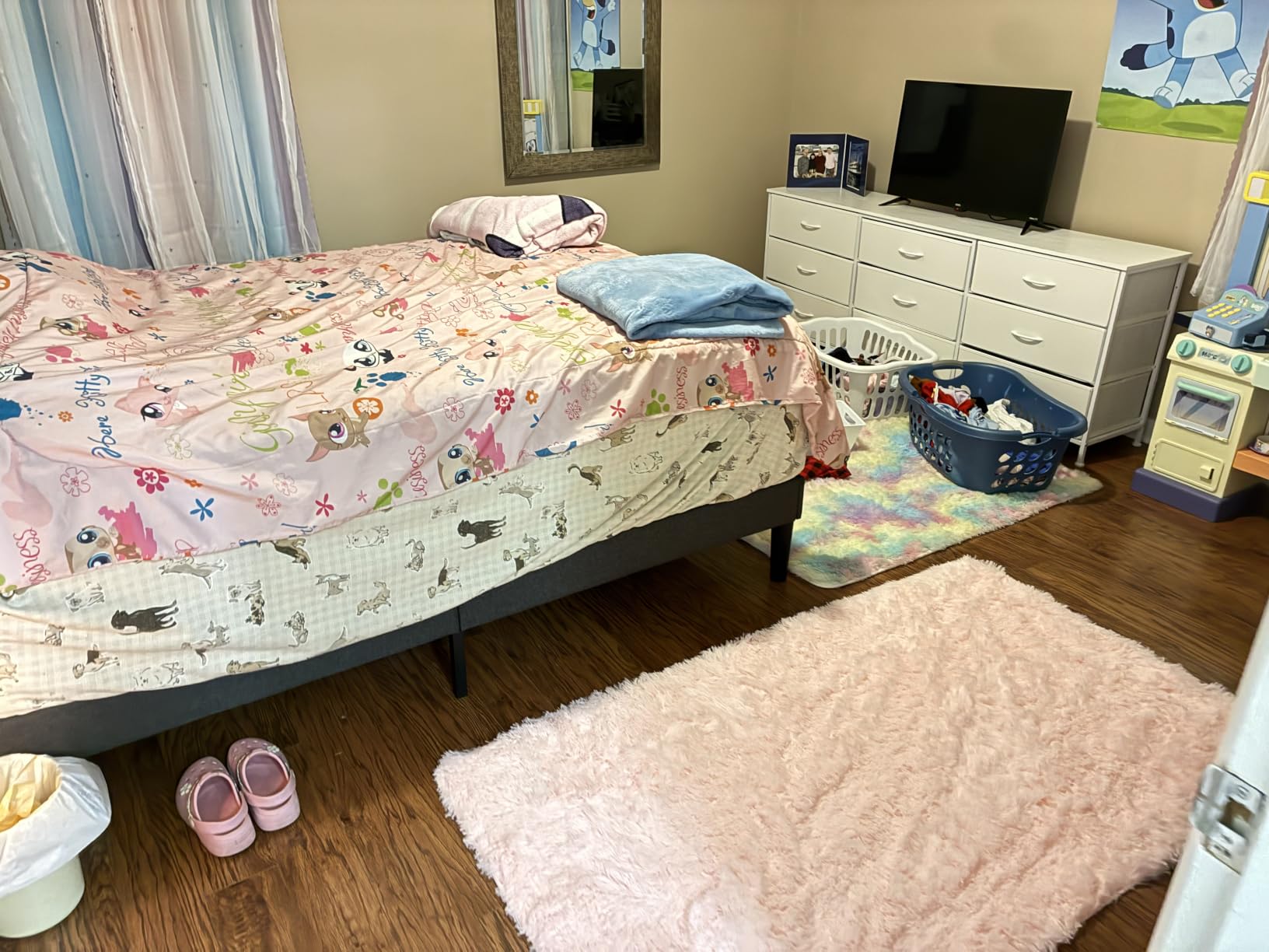 OPPODREAM 5x7 Blue Rugs for Bedroom, Ultra-Soft Fluffy Area Rugs for Living Room, 5 x 7 Shag Carpet for Nursery, Kids, Girl, Boy, Baby, Plush, Fuzzy, Shaggy, Cute Home Decor customer photo 2