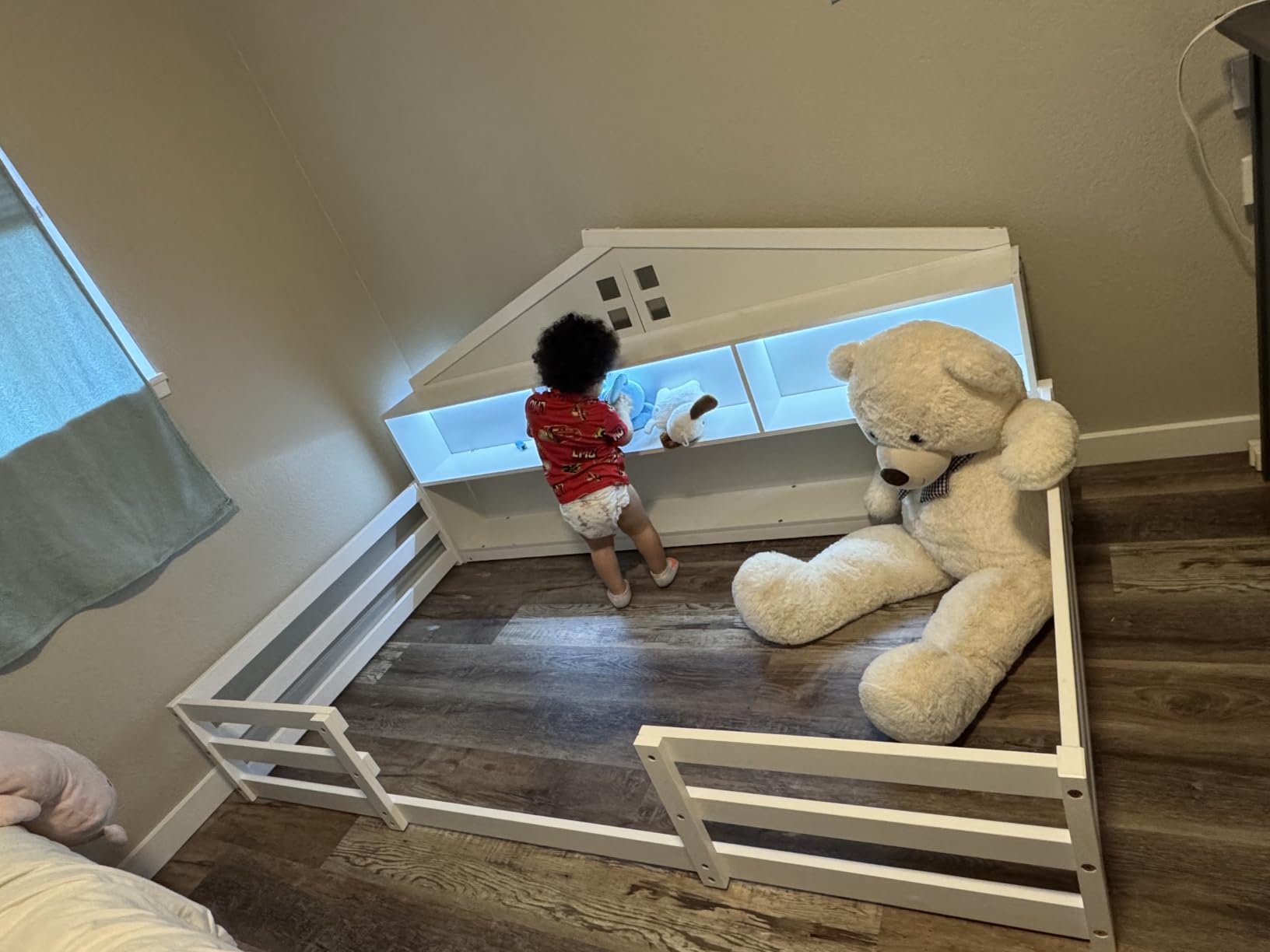 GIANTEX Full Size Floor Bed for Kids, Wooden Montessori Bed Frame with Bookcase, Storage Shelves & Safety Fence Rails, Floor Beds Full for Girls, Boys, No Box Spring Needed, Without Slats, White customer photo 1