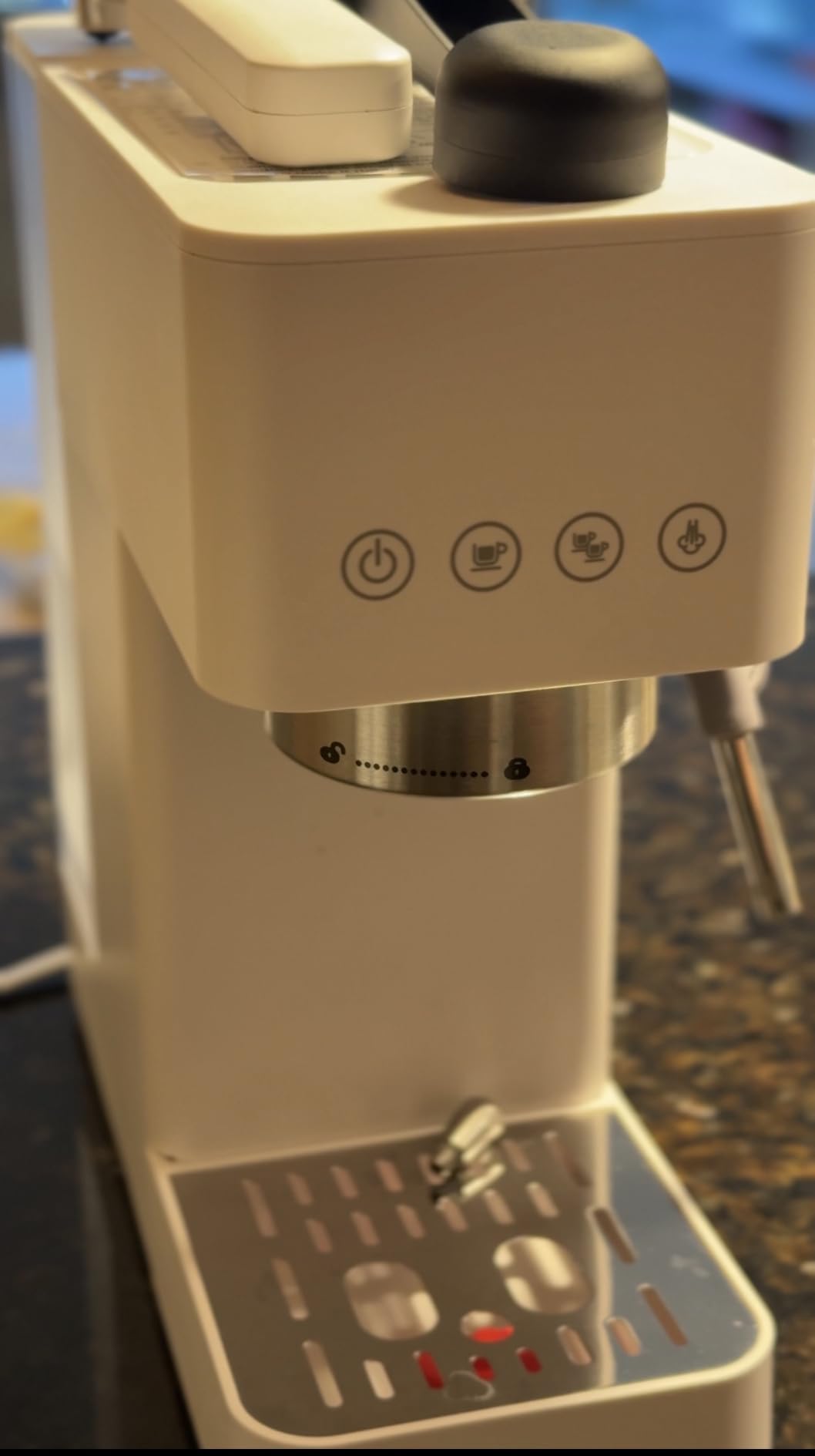 AMZCHEF Compact Espresso Machine 20 Bar, Americano, Latte & Cappuccino customer photo 1
