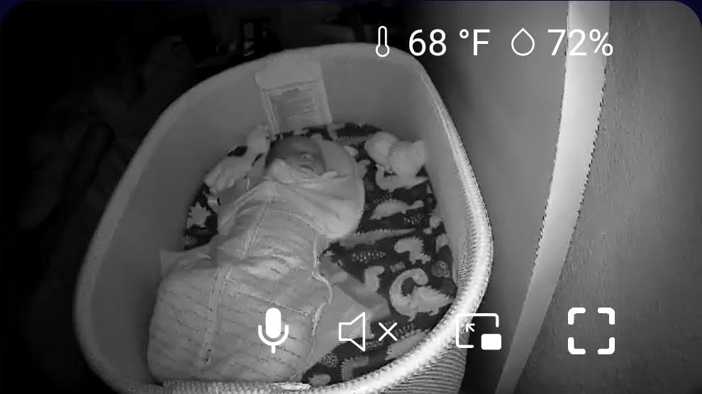 Owlet Dream Sight Smart Baby Monitor, 2K HD WiFi Camera, Cry Alerts | Custom Notifications For Motion And Room Temp, Night Vision, Two-Way Talk, Secure WiFi Encryption, Dream Sock Compatible customer photo 1