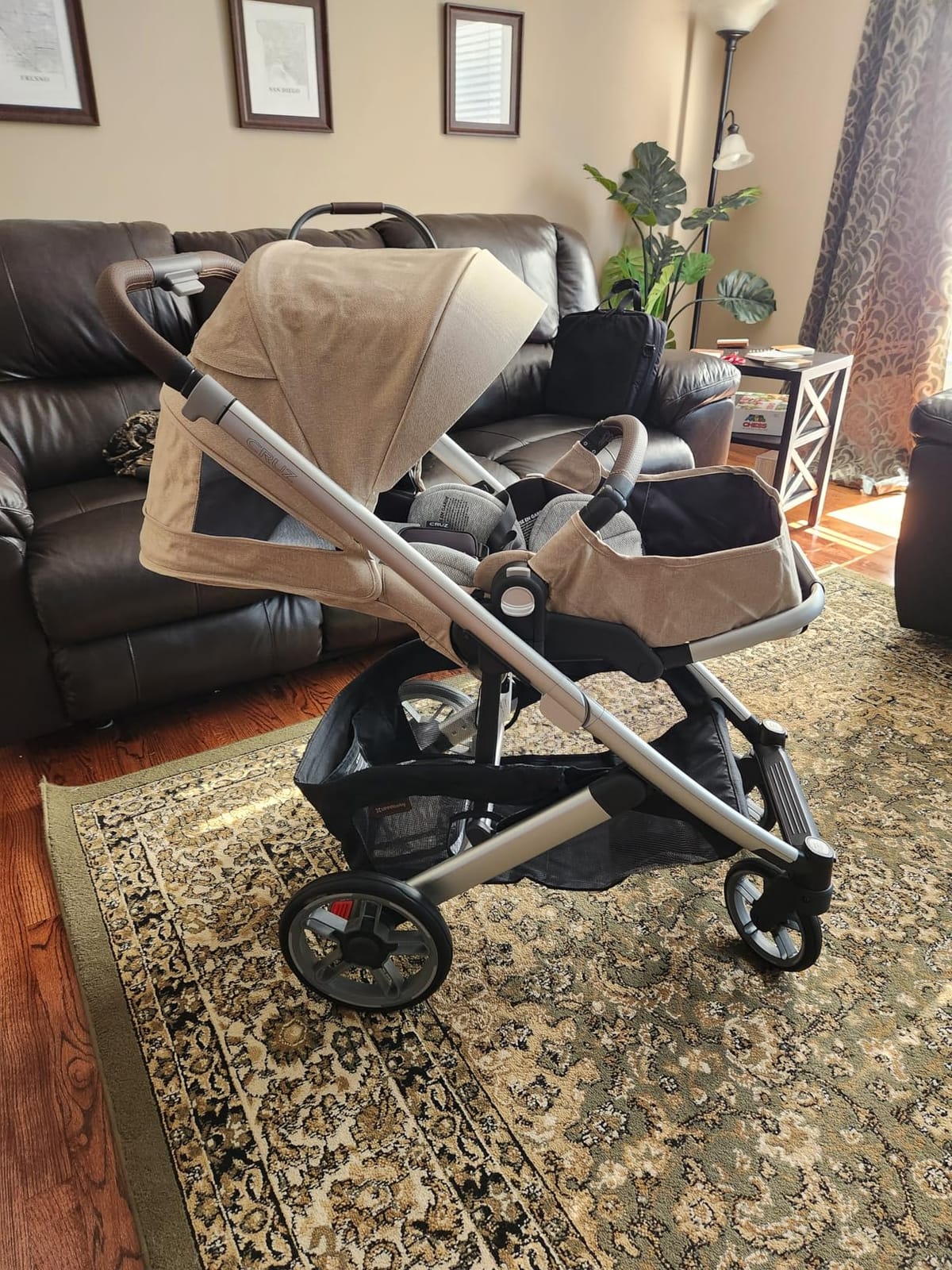UPPAbaby Cruz V3 Full-Size, from Birth, Car Seat Compatible - Greyson customer photo 2
