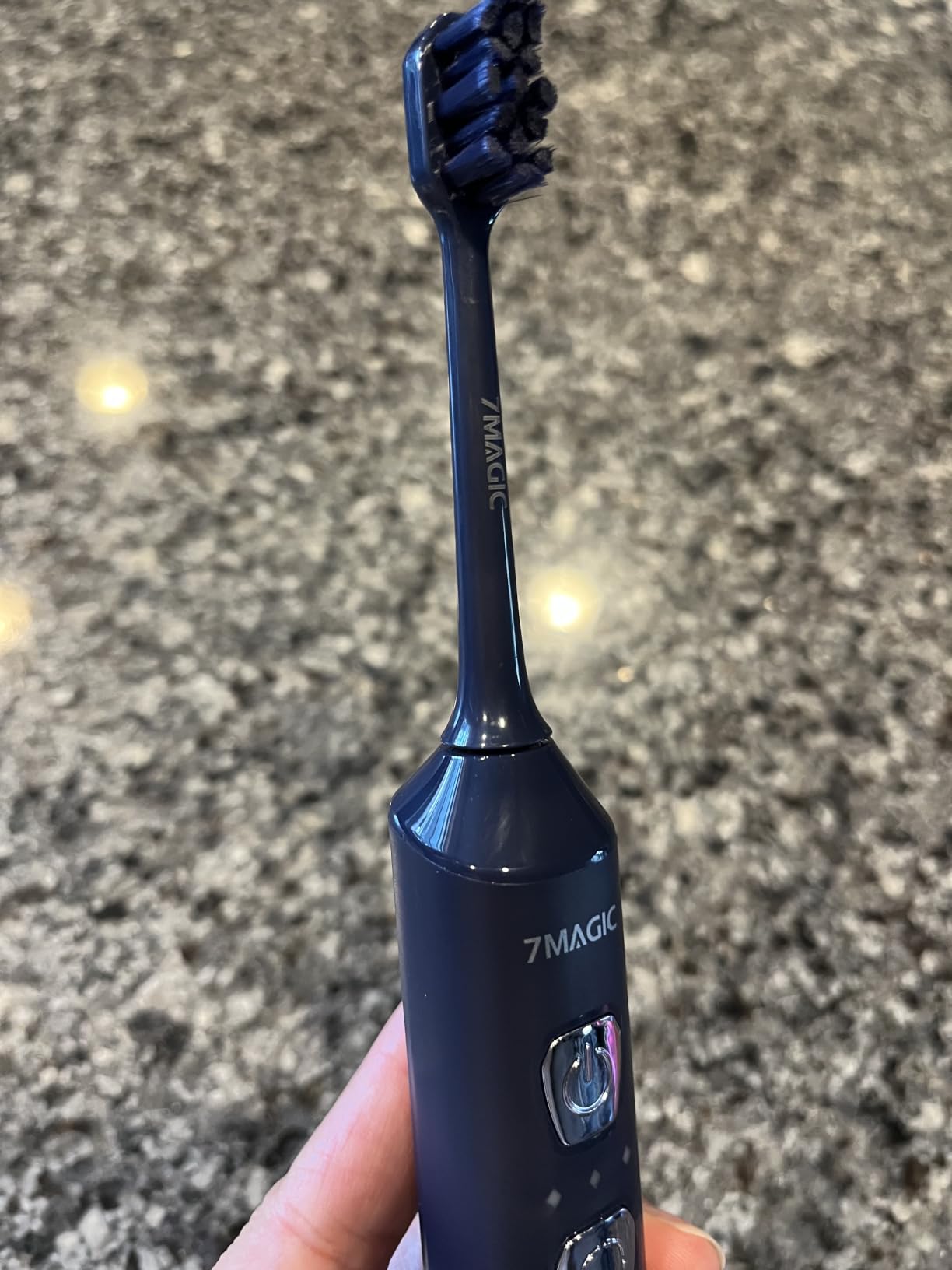7MAGIC Sonic Electric Toothbrush, 180-Day Runtime, 42000VPM, 8 Heads, Black customer photo 2