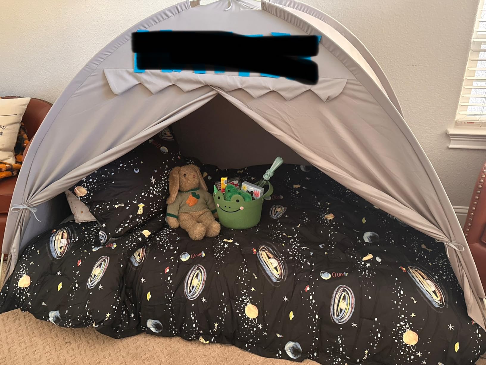 Full Size Bed Tent for Kids, Bed Tent Canopy Dream Playhouse Privacy Space Sleeping Tent with Stars Light & Flags, Toddler Large Floor Play Tent for Boy & Girl, Birthday Children‘s Gift, Blue customer photo 2