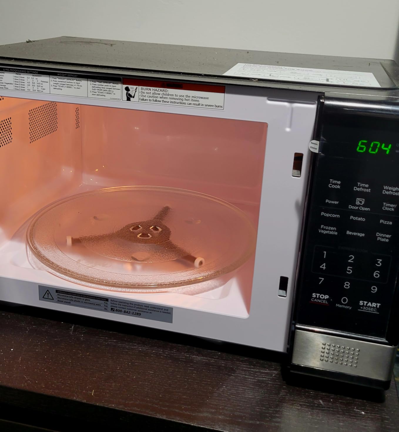 BLACK+DECKER Over-the-Range Microwave Oven with Air Fryer, 1.5 Cu.Ft, 900W customer photo 1