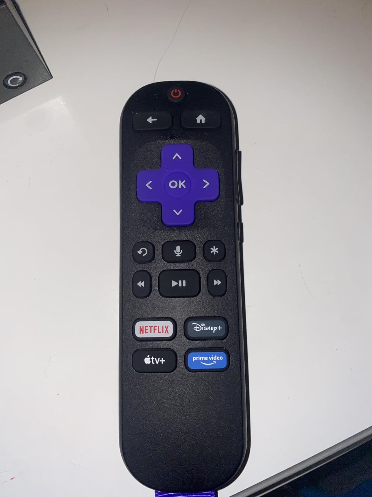 Roku 32-Inch Select Series Smart TV 2026-1080p Full HD TV - RokuTV customer photo 1