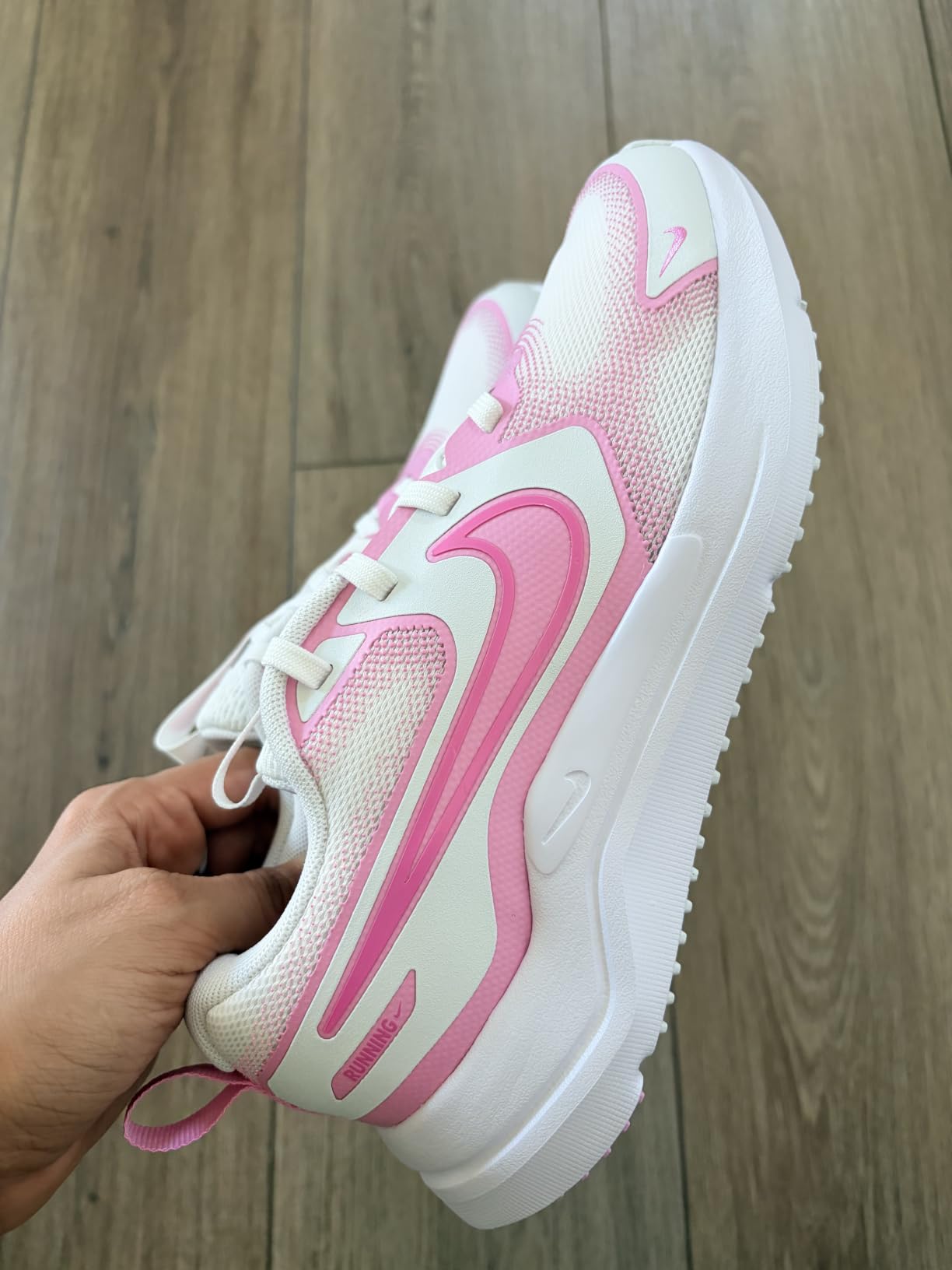 Nike Unisex Kids' Cosmic Runner Running Shoes - Boys Girls Toddlers & Baby Sneakers customer photo 1