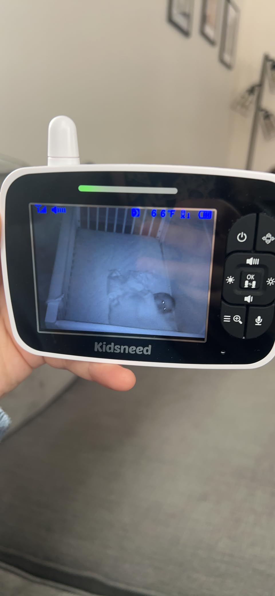 Kidsneed 5” Baby Monitor with Camera and Audio No WiFi | 48H Battery Life, Night Vision, Two Way Talk, Remote Pan Tilt Zoom, Thermal Monitor,1000 ft Range customer photo 1