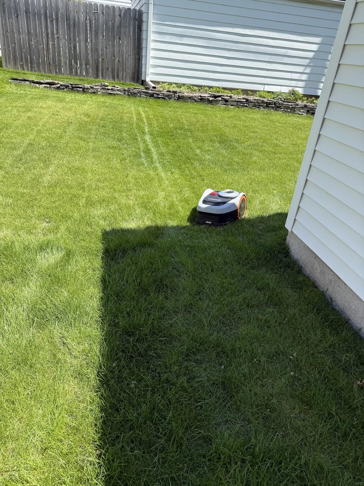Segway Navimow i206 AWD Robot Lawn Mower, New i105N, 0.15 Acre, 45% Slopes customer photo 2
