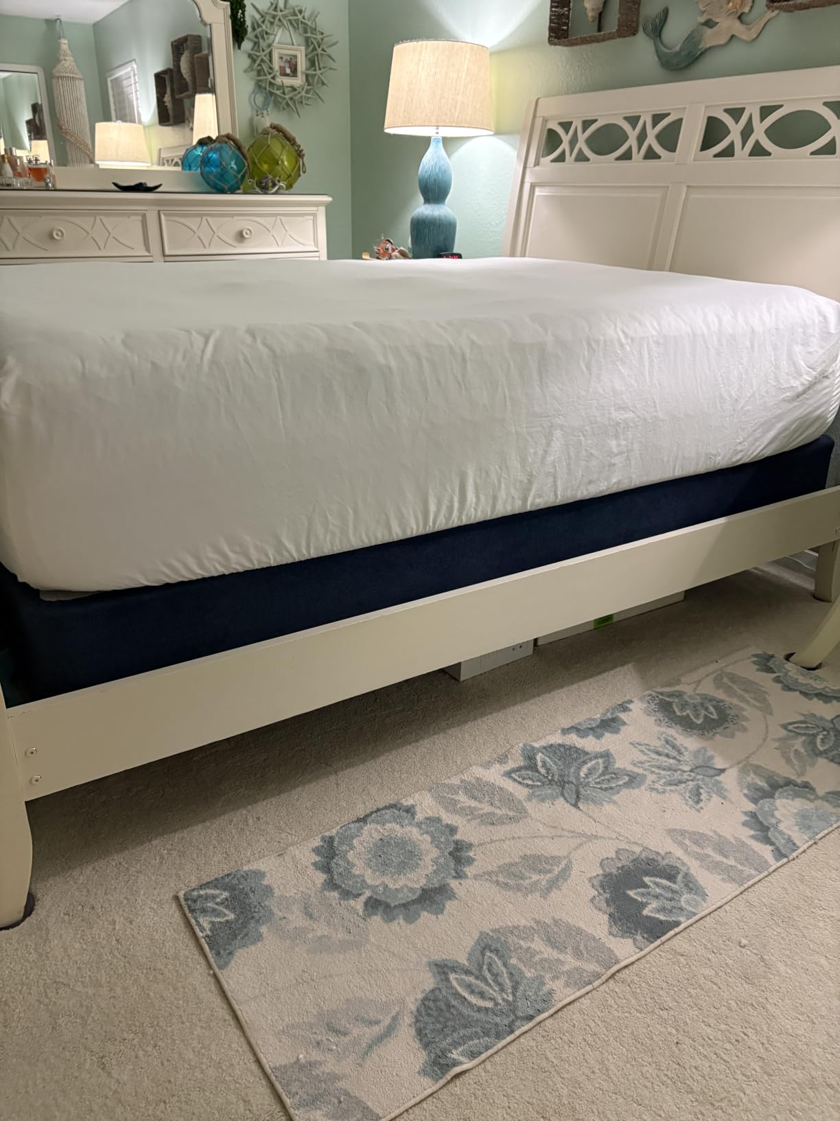 WhatsBedding 5 Inch Queen Mattress Topper Breathable Bamboo Viscose Air Layer,Memory Foam Mattress Topper Queen Size Blue. customer photo 1