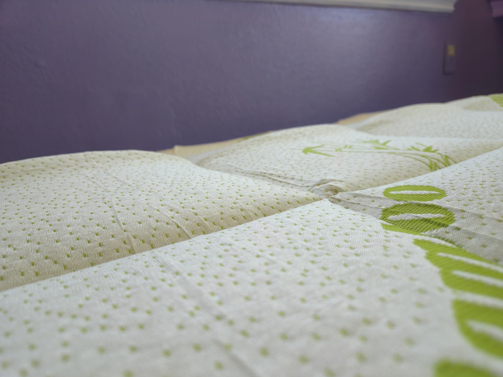 Mattress Pad Queen Size, Cooling Pillow Top Mattress Topper, Ultra Soft Viscose Made from Bamboo, Breathable for Hot Sleepers, Deep Pocket 8