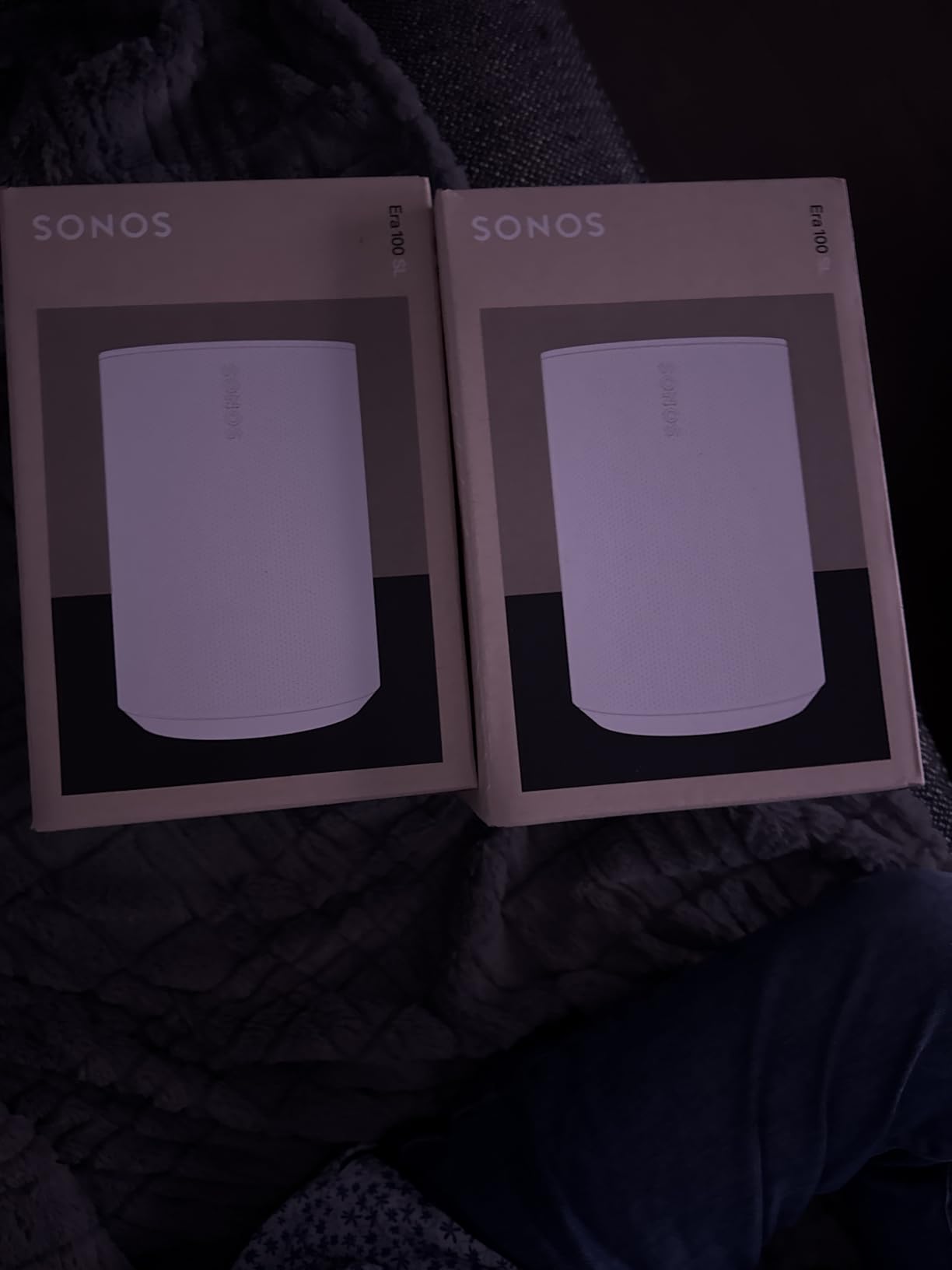 Sonos Era 100 SL Compact, Microphone-Free Speaker - Black customer photo 2