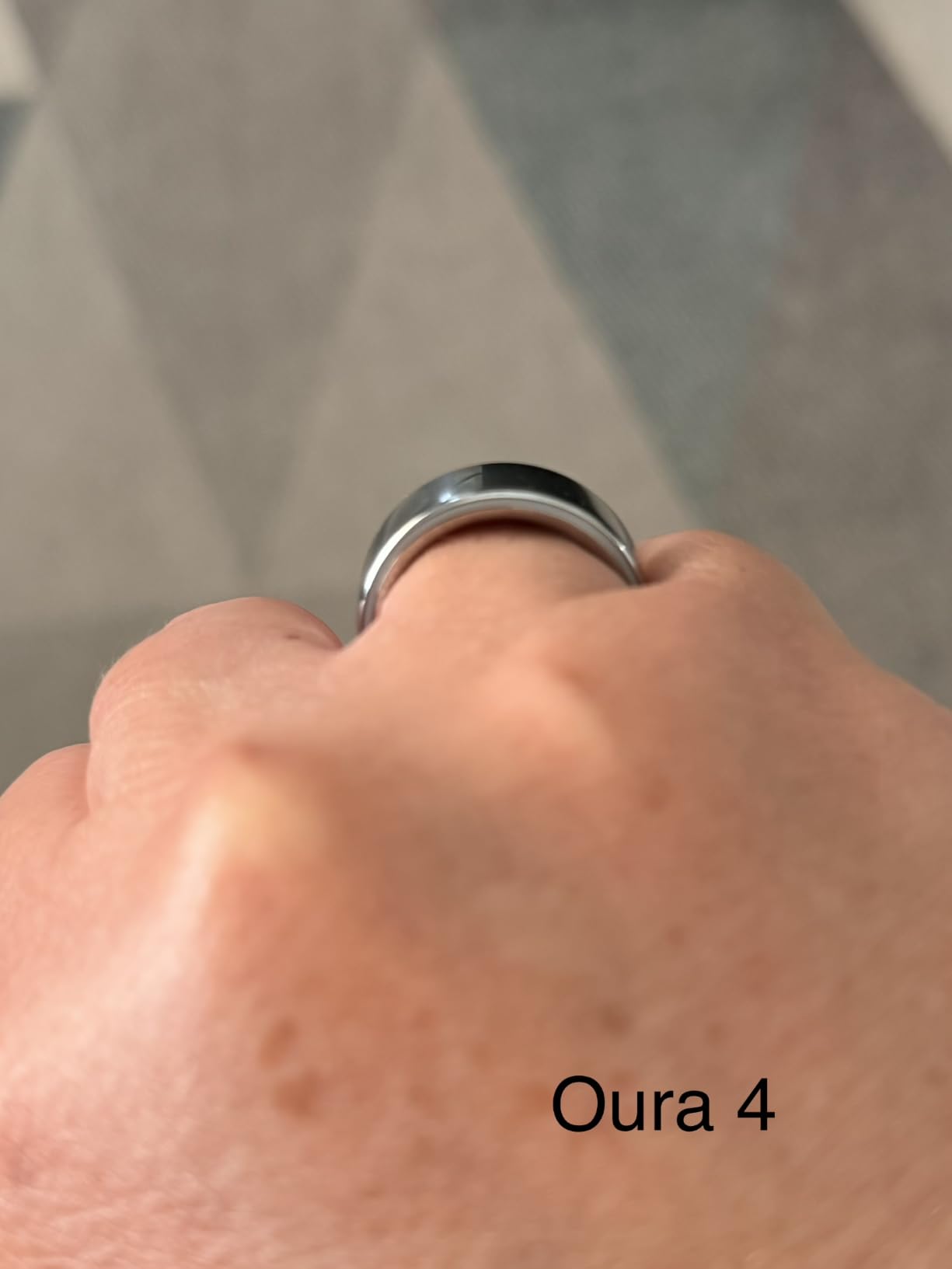 Oura Ring 5 Smart Wearable - Silver - Size 8 - Fitness & Sleep Tracker customer photo 2