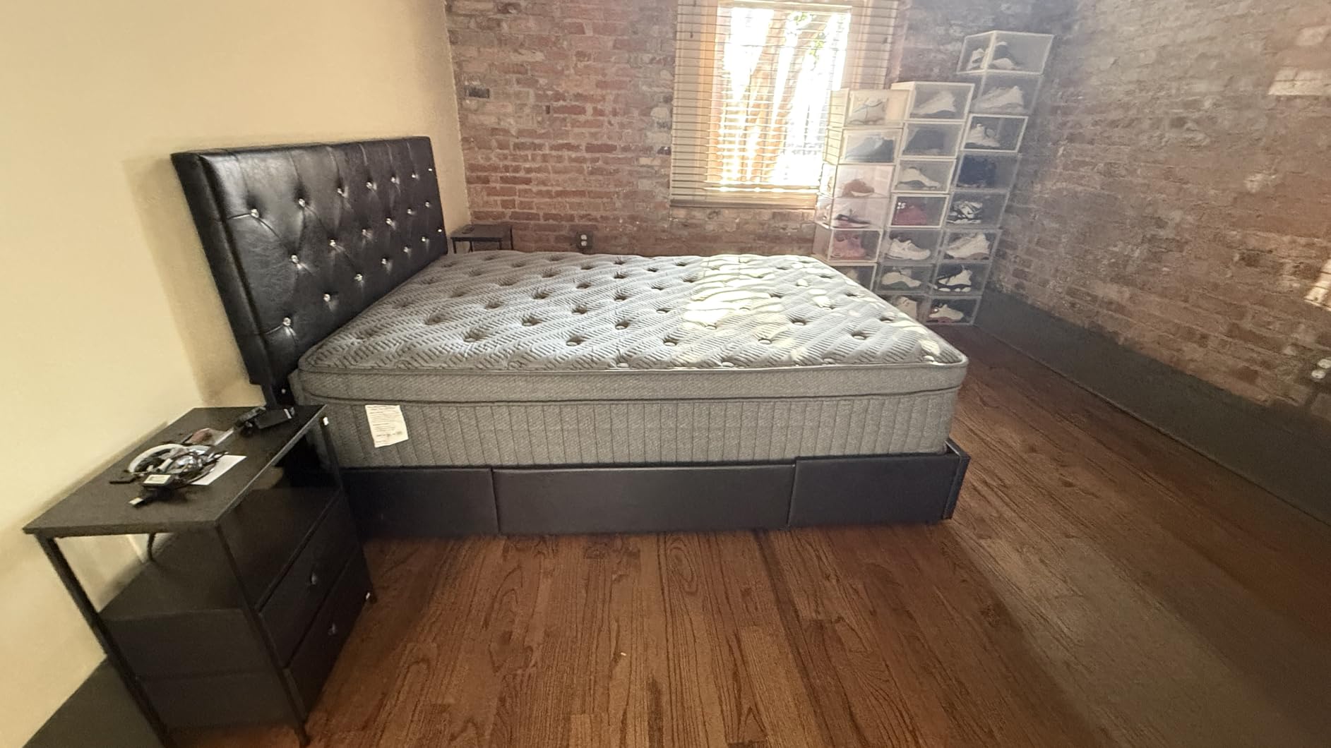 inight Queen Cooling Hybrid Mattress, 10 Inch, Medium Firm, Pocket Coils customer photo 2