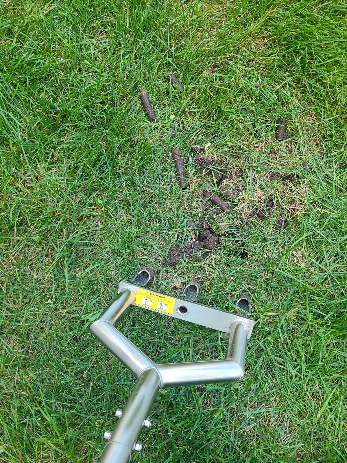 Heavy Duty Steel Hollow Tine Core Aerator for Clay Soil, Non-Clog - Blue customer photo 1