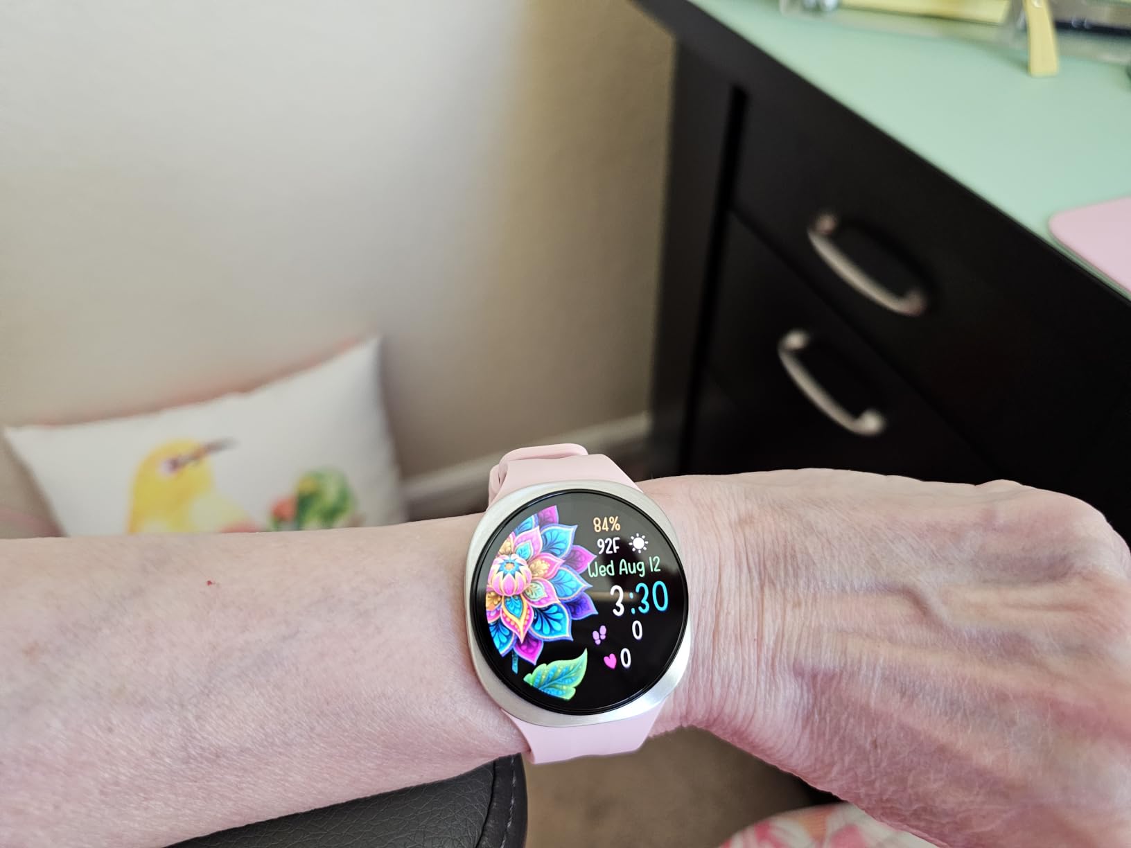 Samsung Galaxy Watch9, Cream, 40mm Bluetooth Smartwatch customer photo 2
